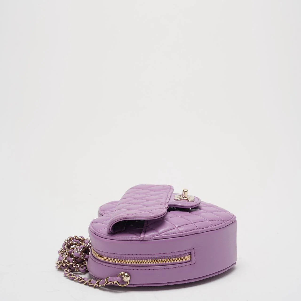 Chanel Purple CC in Love Heart Clutch in Lambskin 2022