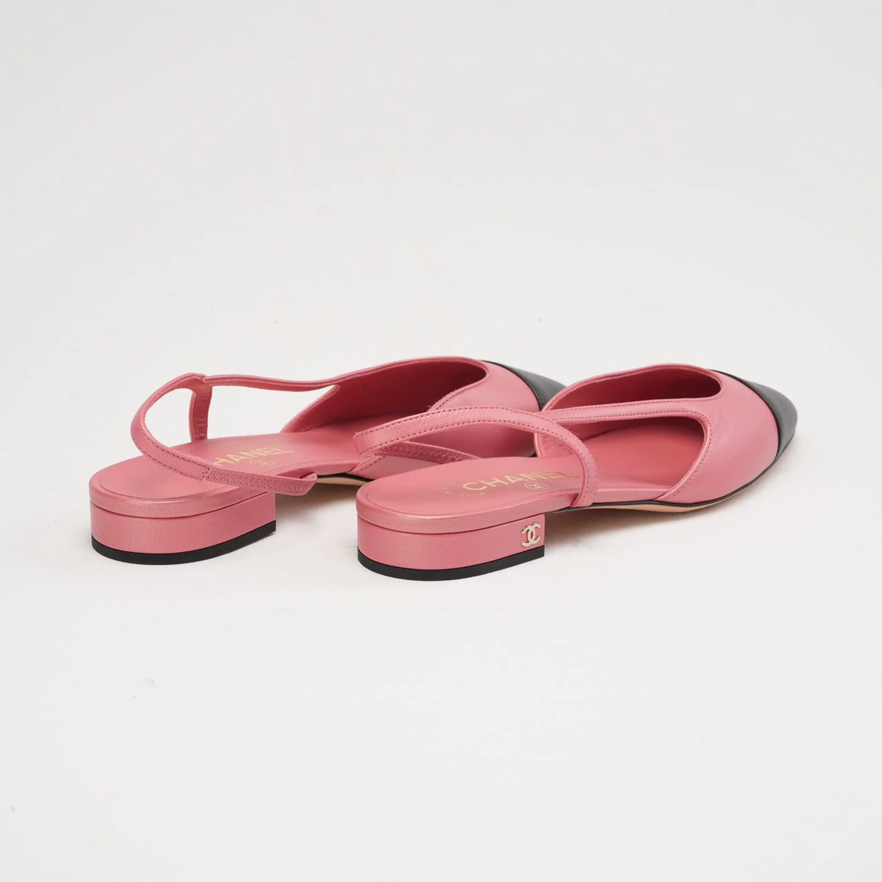 Chanel Pink / Black CC Logo Slingback Flats Size 38.5