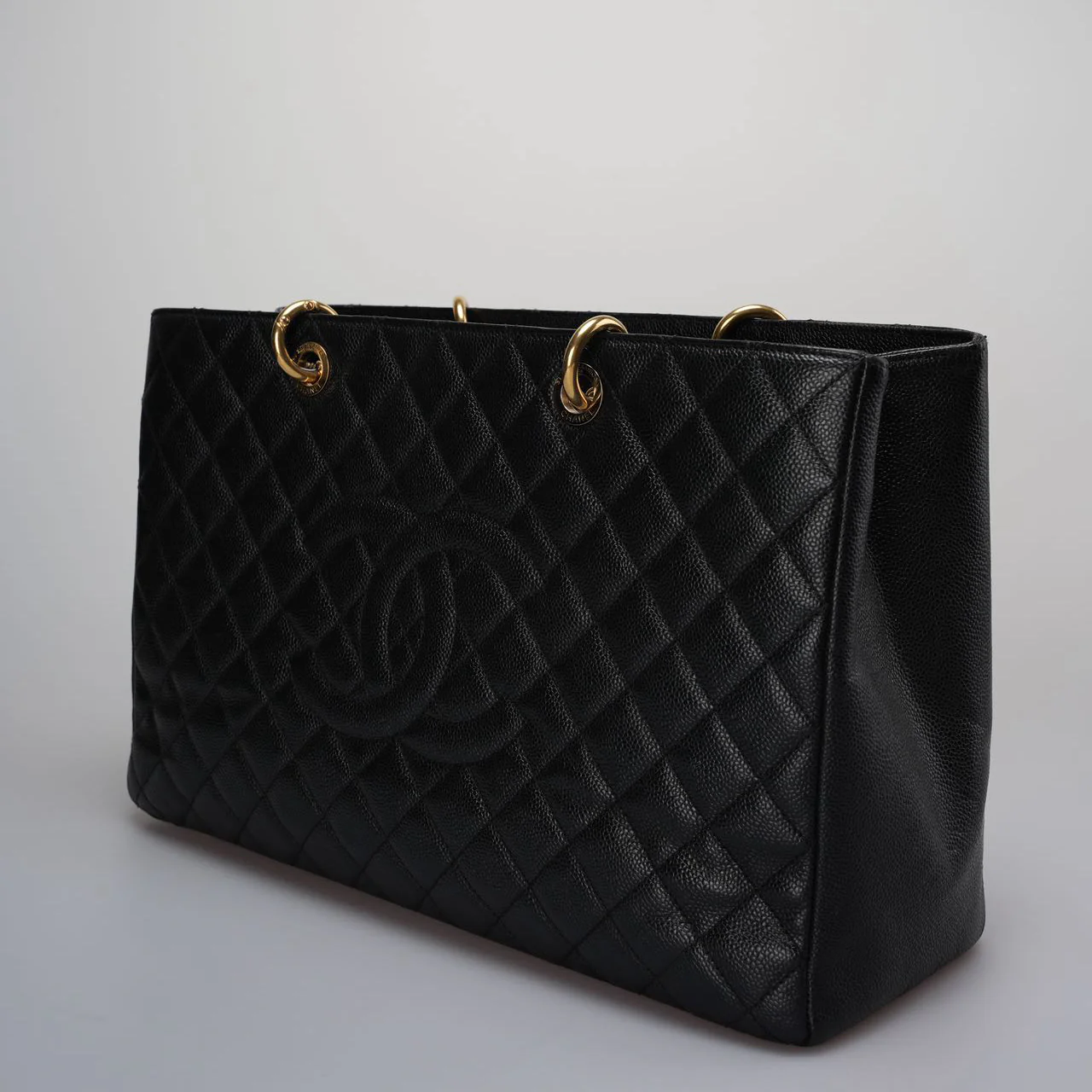 used-Chanel Large Grand Shopping Tote black GST Bag in Caviar Leather with Gold Hardware-MILOURA