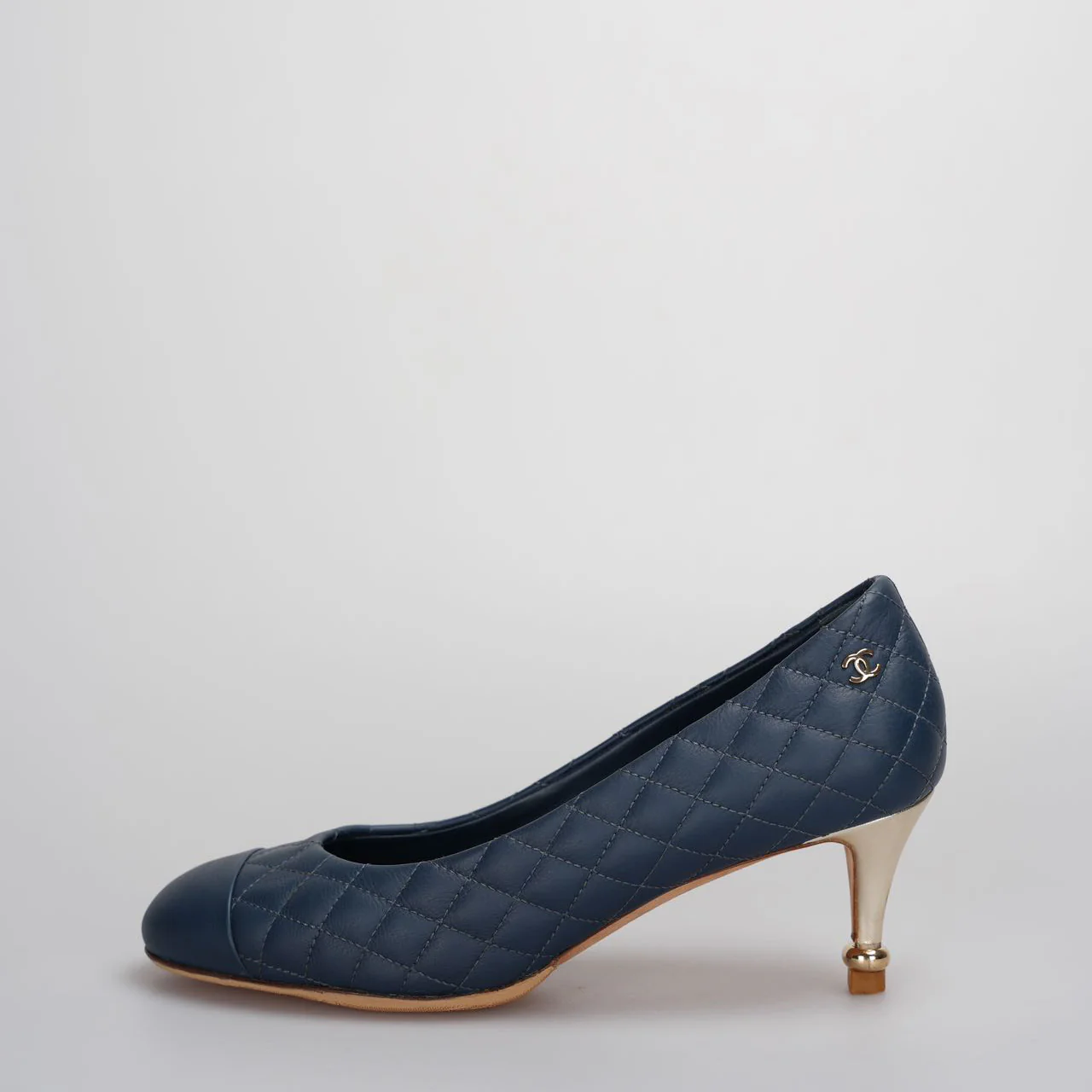 used-Chanel Blue Quilted Leather Pumps 6cm Size 37.5C-MILOURA