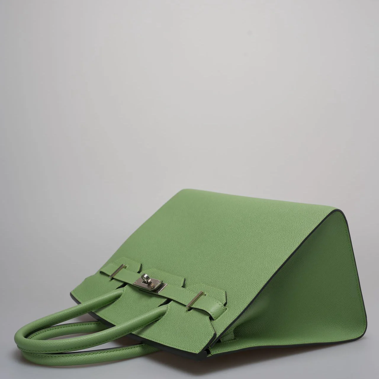 used-Hermes Birkin 30 Seiller Vert Avocado Green Epsom Leather with Palladium Hardware-MILOURA