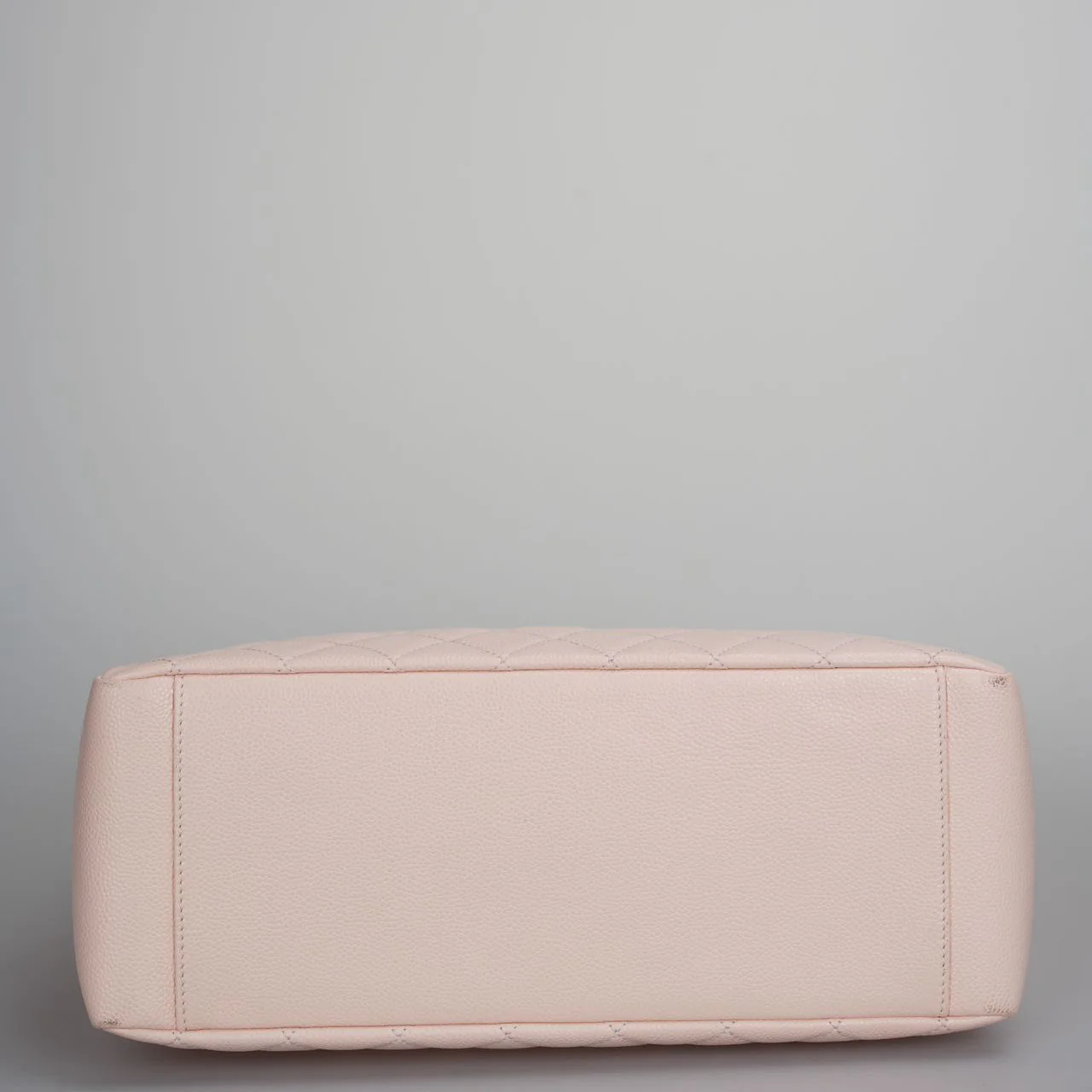 used-Chanel Grand Shopping Tote Light Pink GST Bag in Caviar Leather with Silver Hardware-MILOURA