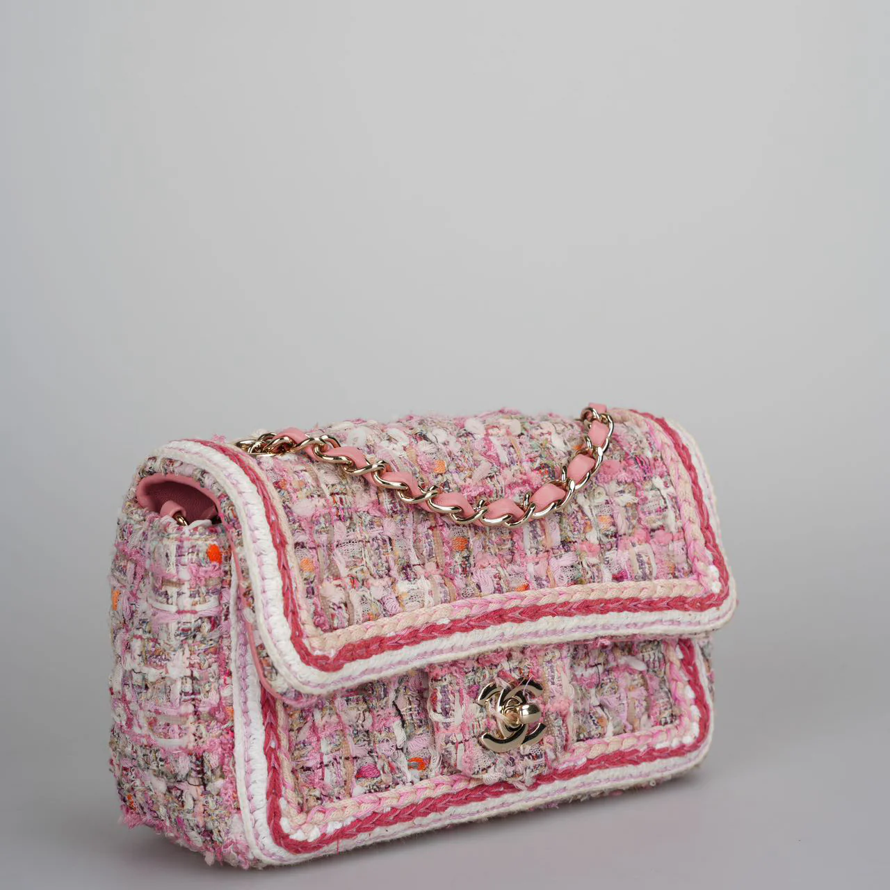 used-Chanel Timeless Tweed Mini Flap Bag in White and Pink With Gold Hardware-MILOURA