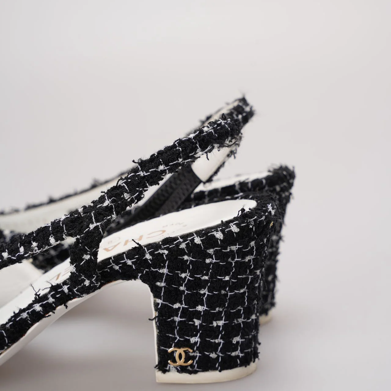 Chanel Black Tweed Slingback Pumps  With White Cap Toe 38.5