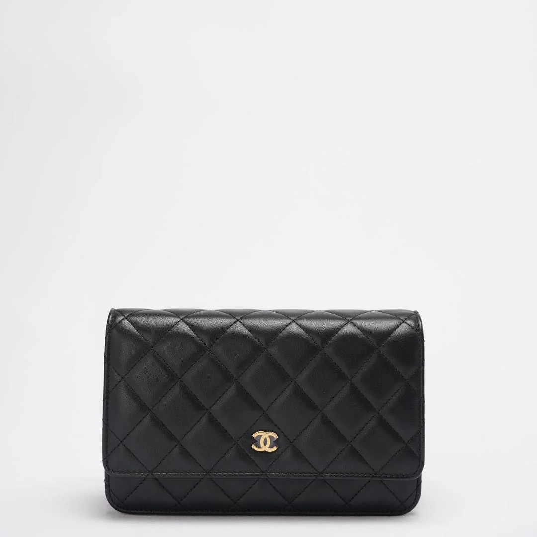 Chanel Wallet On Chain (WOC) Black Bag In Lambskin Leather With Gold Hardware 2018 Front
