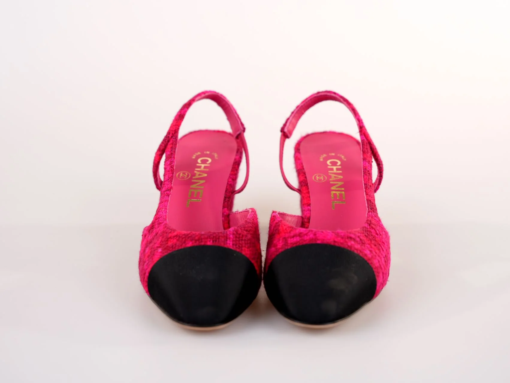 used-Chanel Pink/Black Tweed and Canvas CC Slingback Pumps Size 36.5C-MILOURA