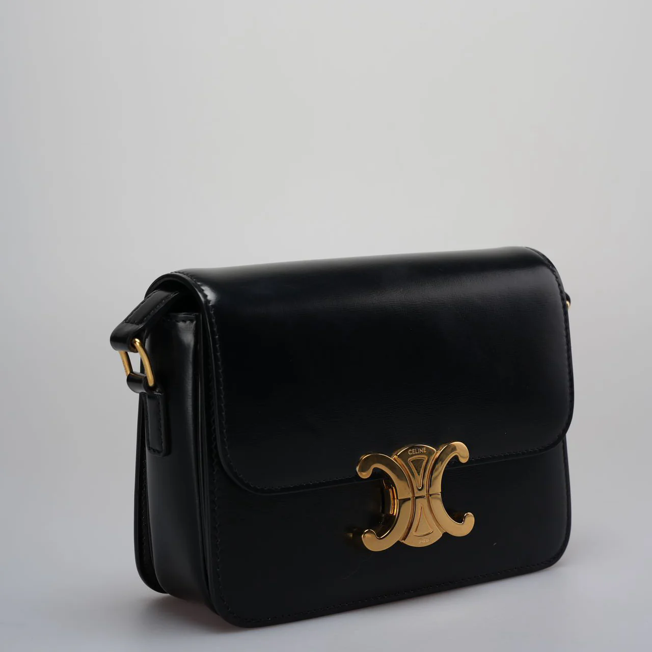 used-Céline Pre-Owned 2021 Small Calfskin Triomphe crossbody bag-MILOURA