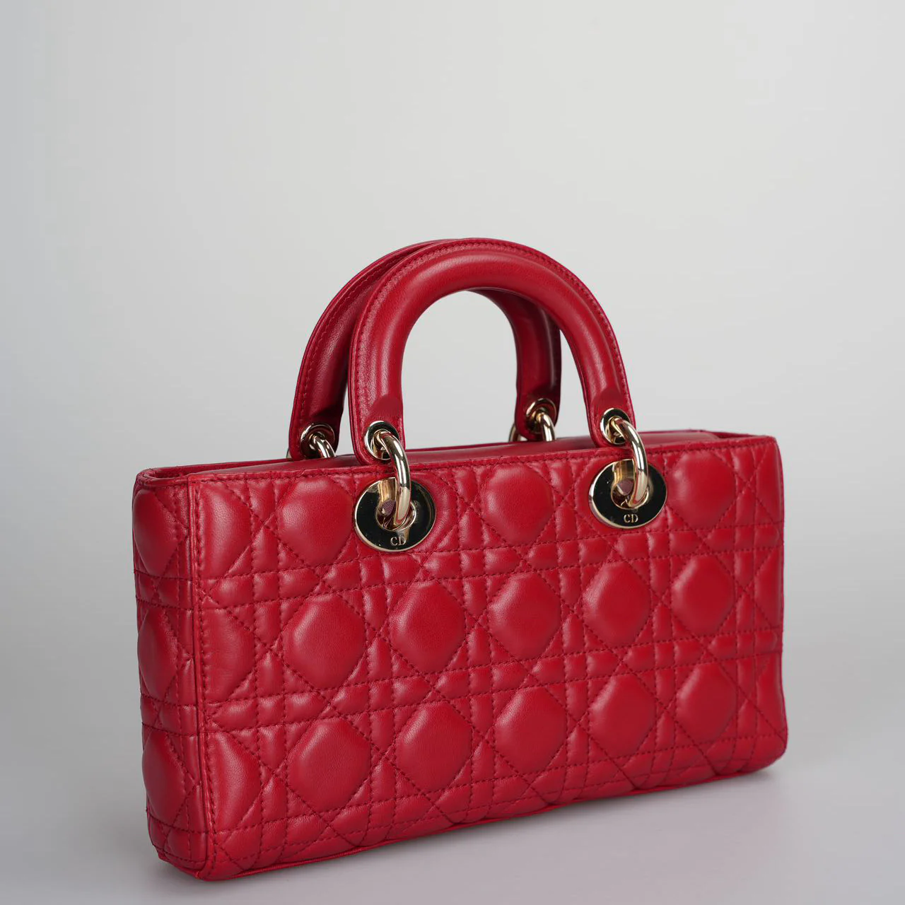 used-Dior Red Medium Lambskin Cannage Lady D-Joy Bag-MILOURA