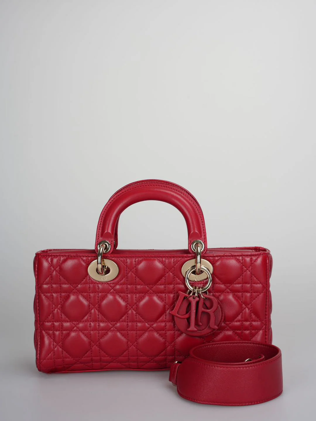 used-Dior Red Medium Lambskin Cannage Lady D-Joy Bag-MILOURA