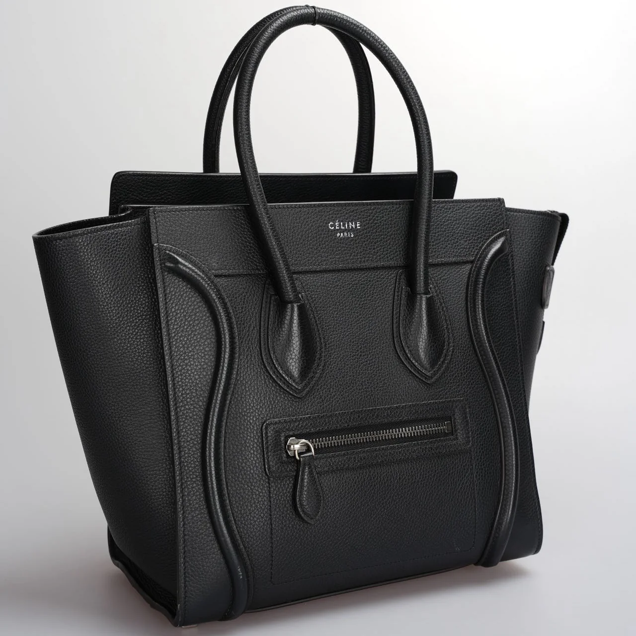 used-CELINE Micro Luggage leather handbag in Black-MILOURA