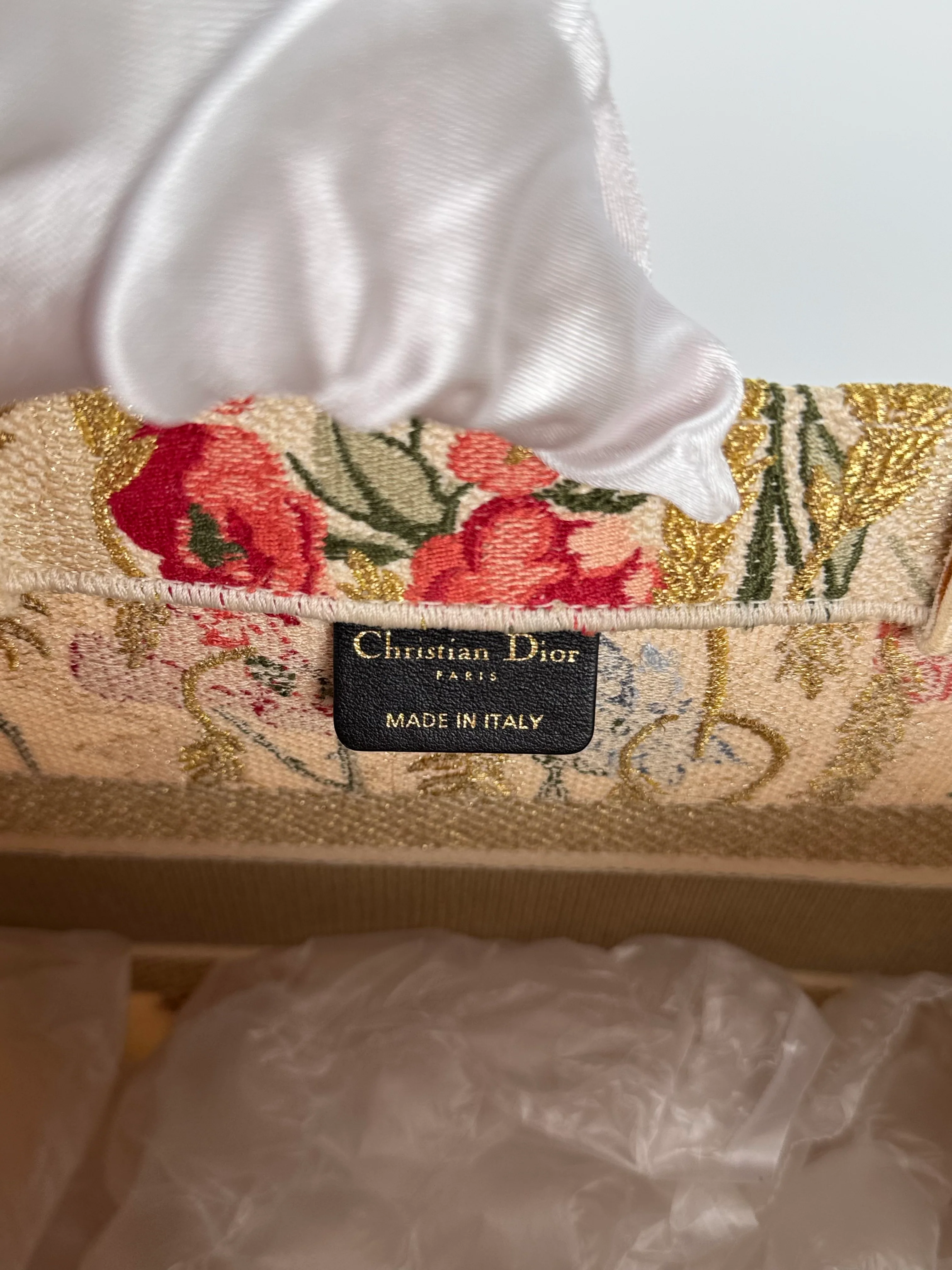 used-CHRISTIAN DIOR Beige Floral Embroidered Canvas Book Tote Medium-MILOURA