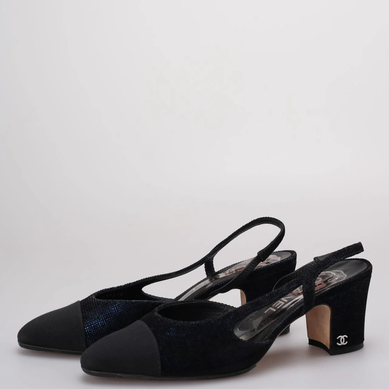 used-Chanel CC Logo Black / Blue Leather Slingback Pumps Size 38.5-MILOURA