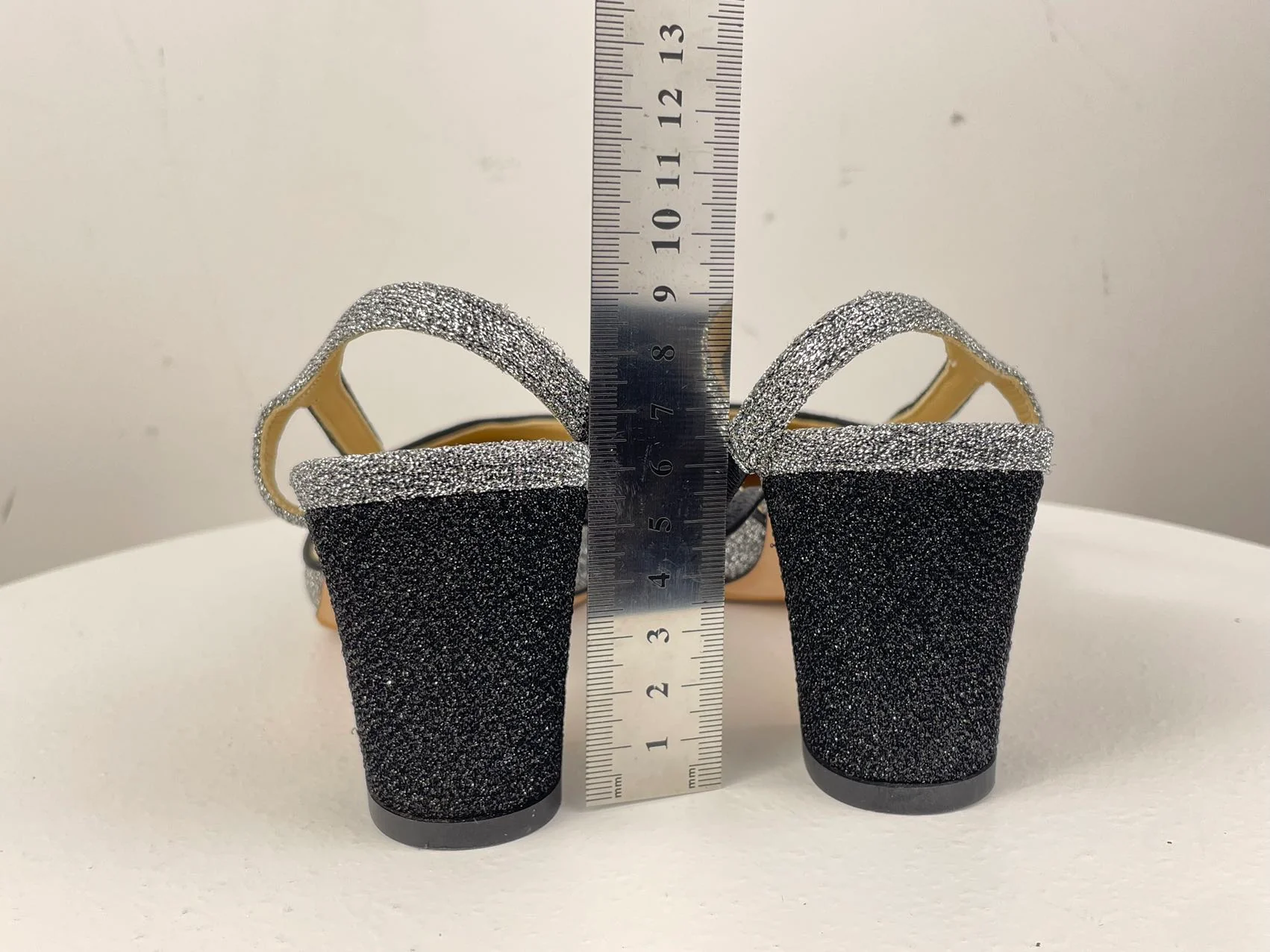 used-Chanel glitter slingback pumps with CC logo 37 limited edition-MILOURA