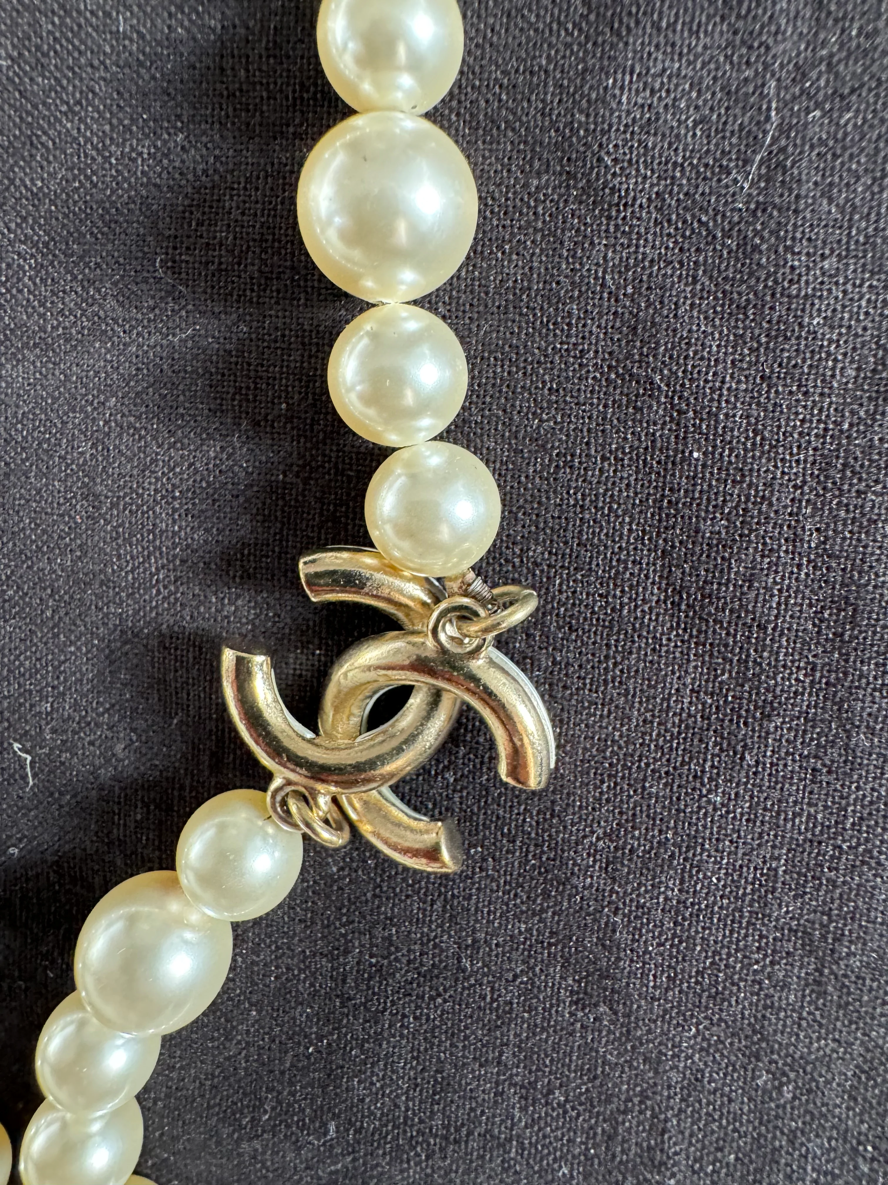 used-Chanel pearl necklace-MILOURA