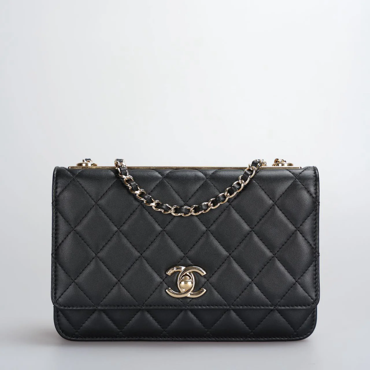 used-Chanel Trendy CC Wallet On Chain WOC Black Lambskin Gold Hardware-MILOURA
