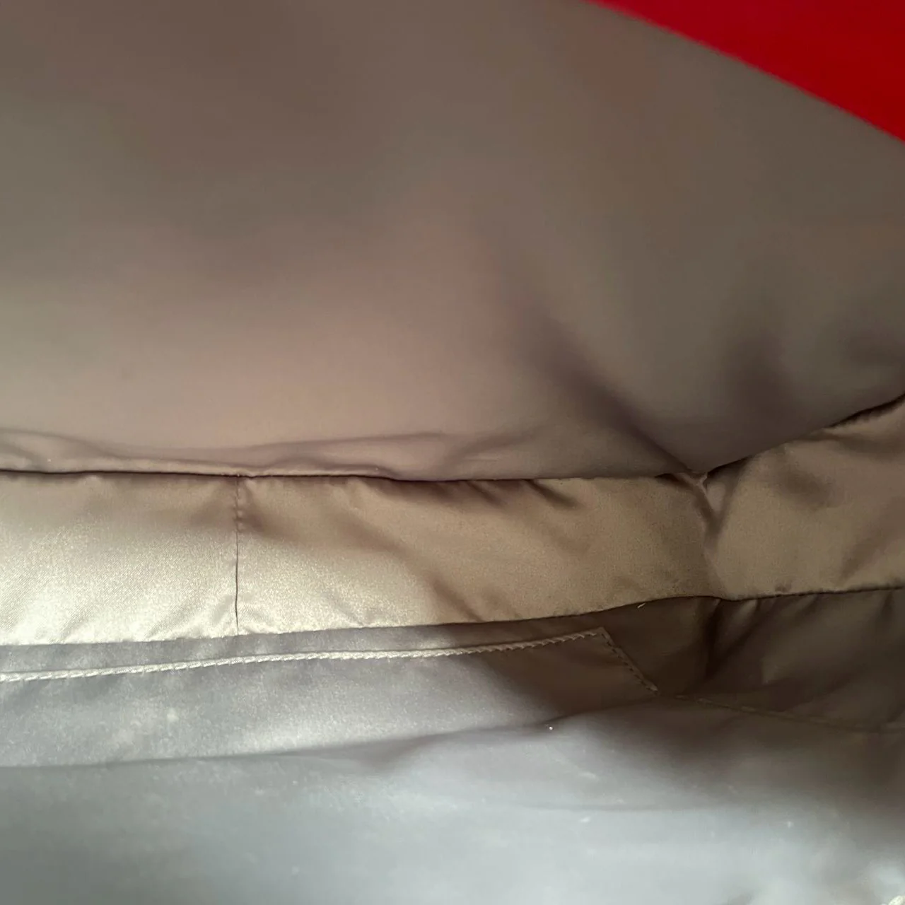 used-Chanel Grand Shopping Tote Red GST Bag in Caviar Leather with Silver Hardware Medium-MILOURA