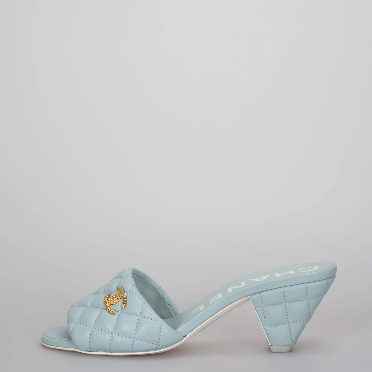 used-CHANEL Tiffany Blue Lambskin Quilted Textured CC Mules 38.5-MILOURA
