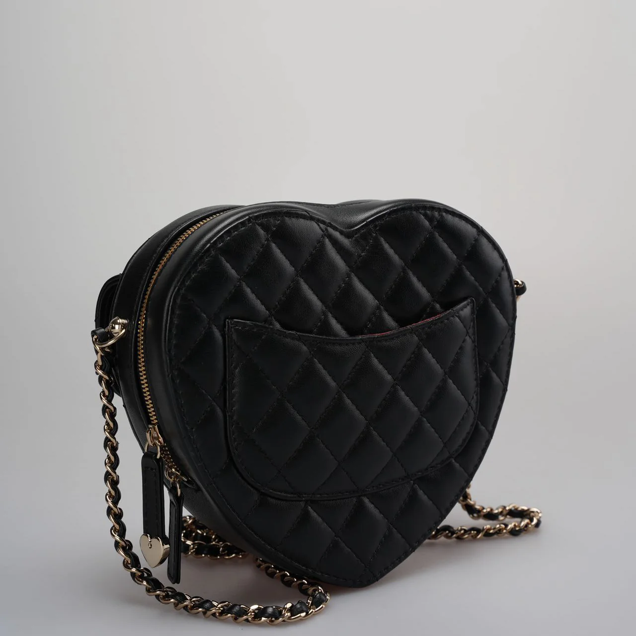 used-Chanel large heart Bag in black Quilted Lambskin cc in love with gold hardware-MILOURA