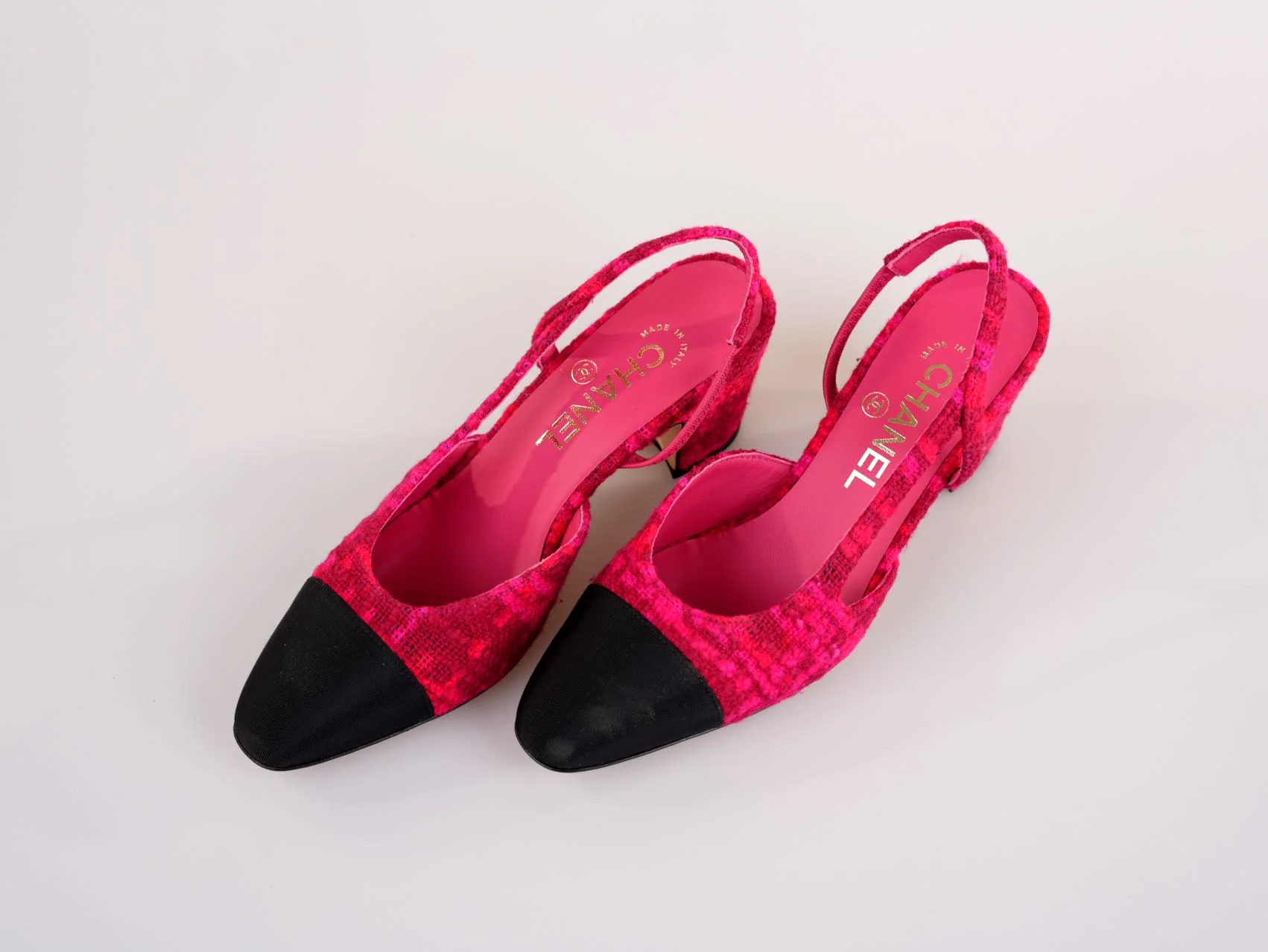 used-Chanel Pink/Black Tweed and Canvas CC Slingback Pumps Size 36.5C-MILOURA