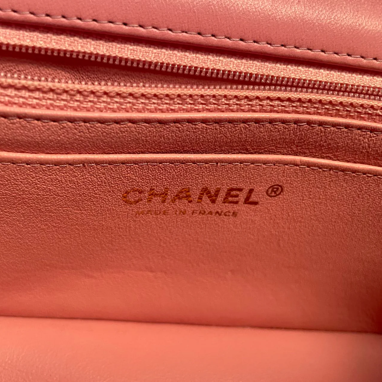 used-Chanel Timeless Tweed Mini Flap Bag in White and Pink With Gold Hardware-MILOURA