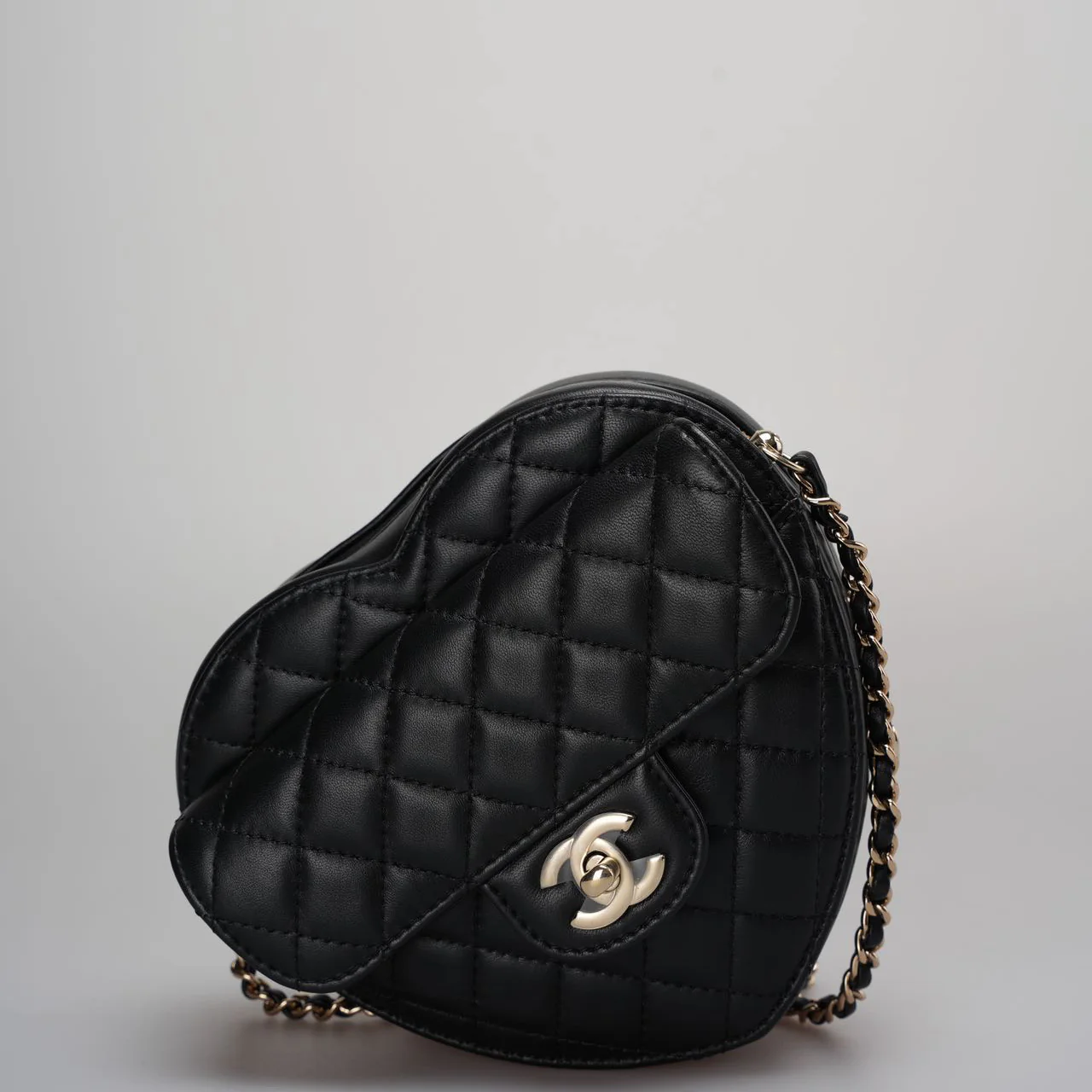 used-Chanel large heart Bag in black Quilted Lambskin cc in love with gold hardware-MILOURA