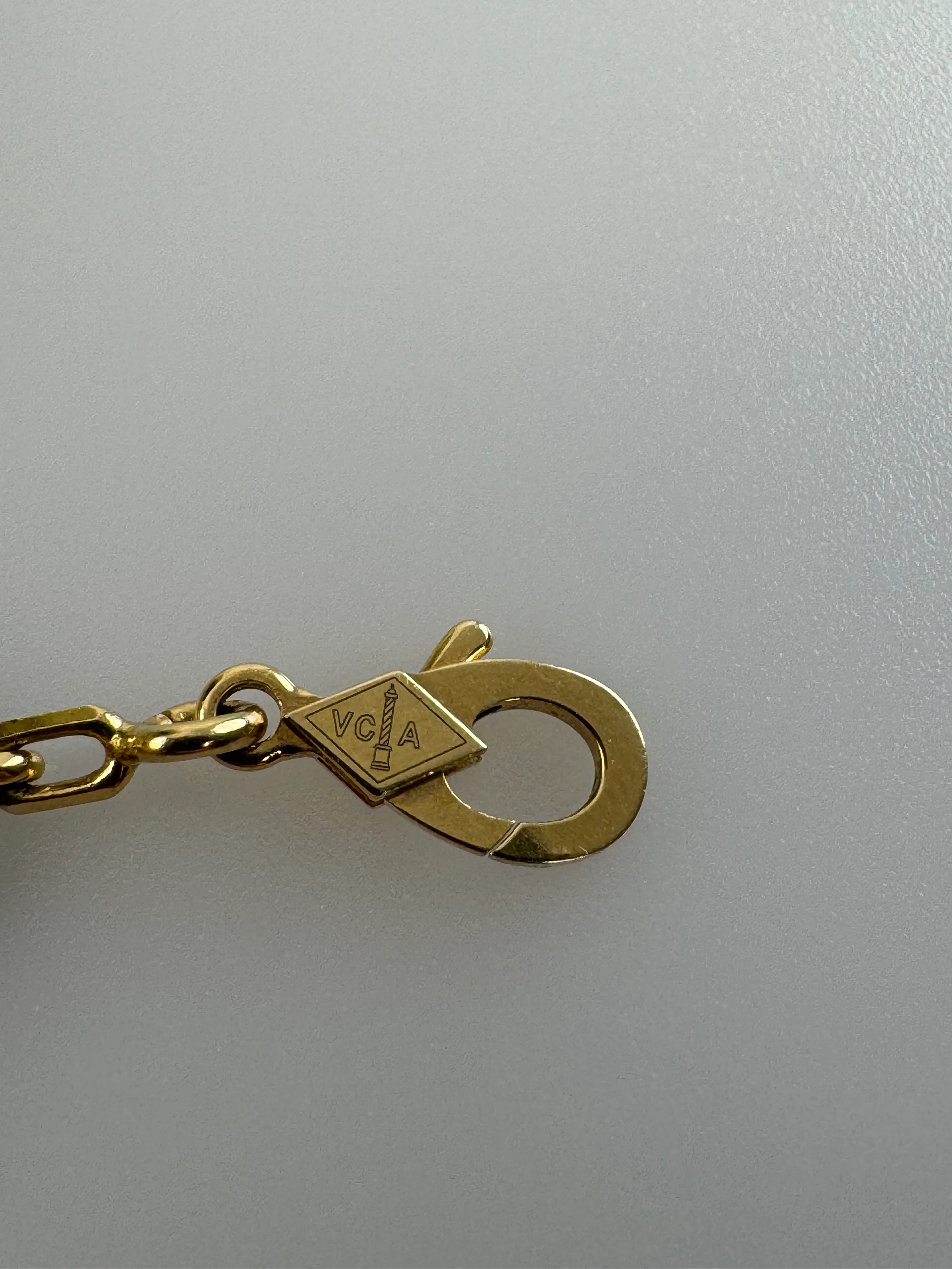 used-Van Cleef & Arpels Vintage Alhambra Malachite Yellow Gold 5 Motif Bracelet-MILOURA