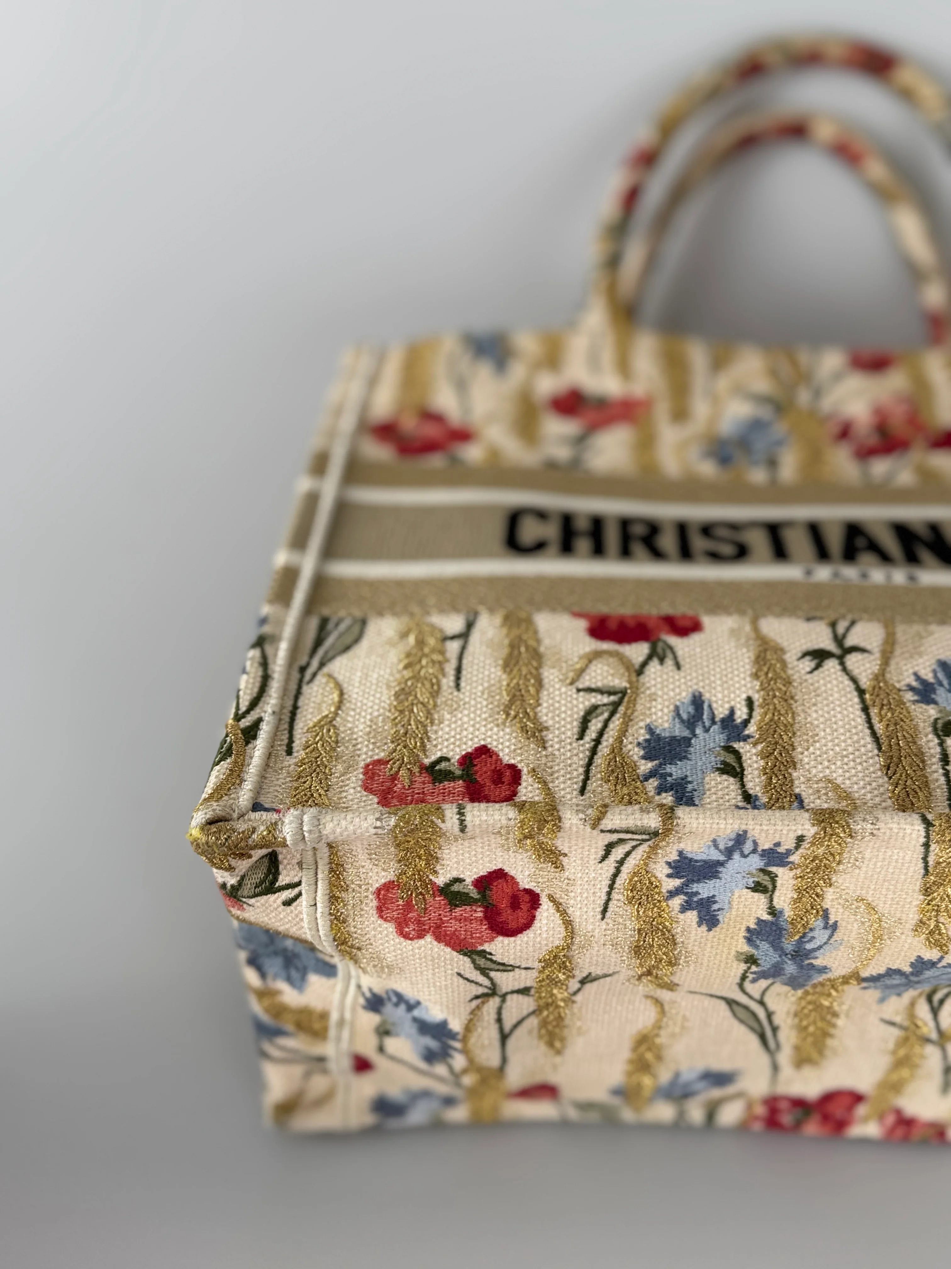 used-CHRISTIAN DIOR Beige Floral Embroidered Canvas Book Tote Medium-MILOURA
