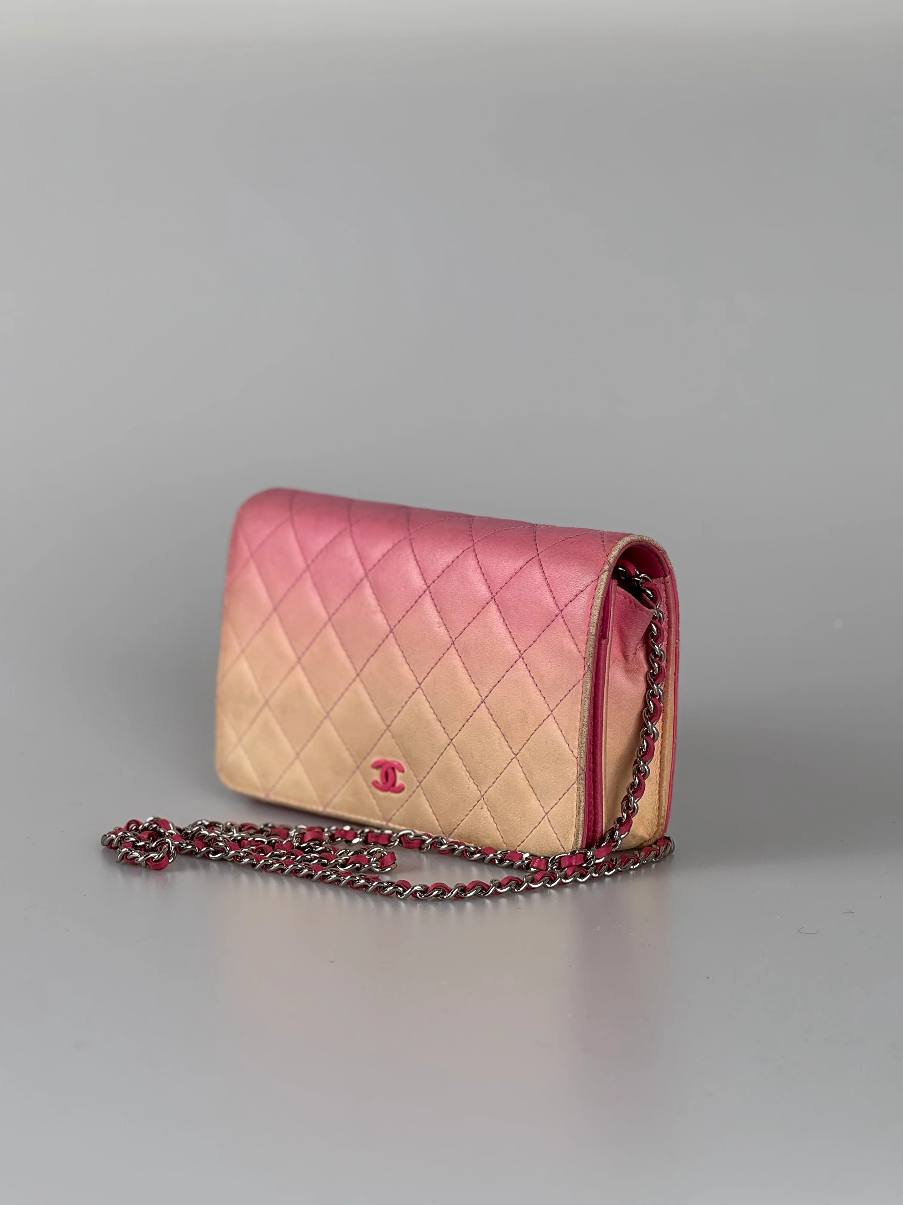 used-Chanel Faded Lambskin Quilted Zephyr Wallet on Chain WOC Dark Pink-MILOURA