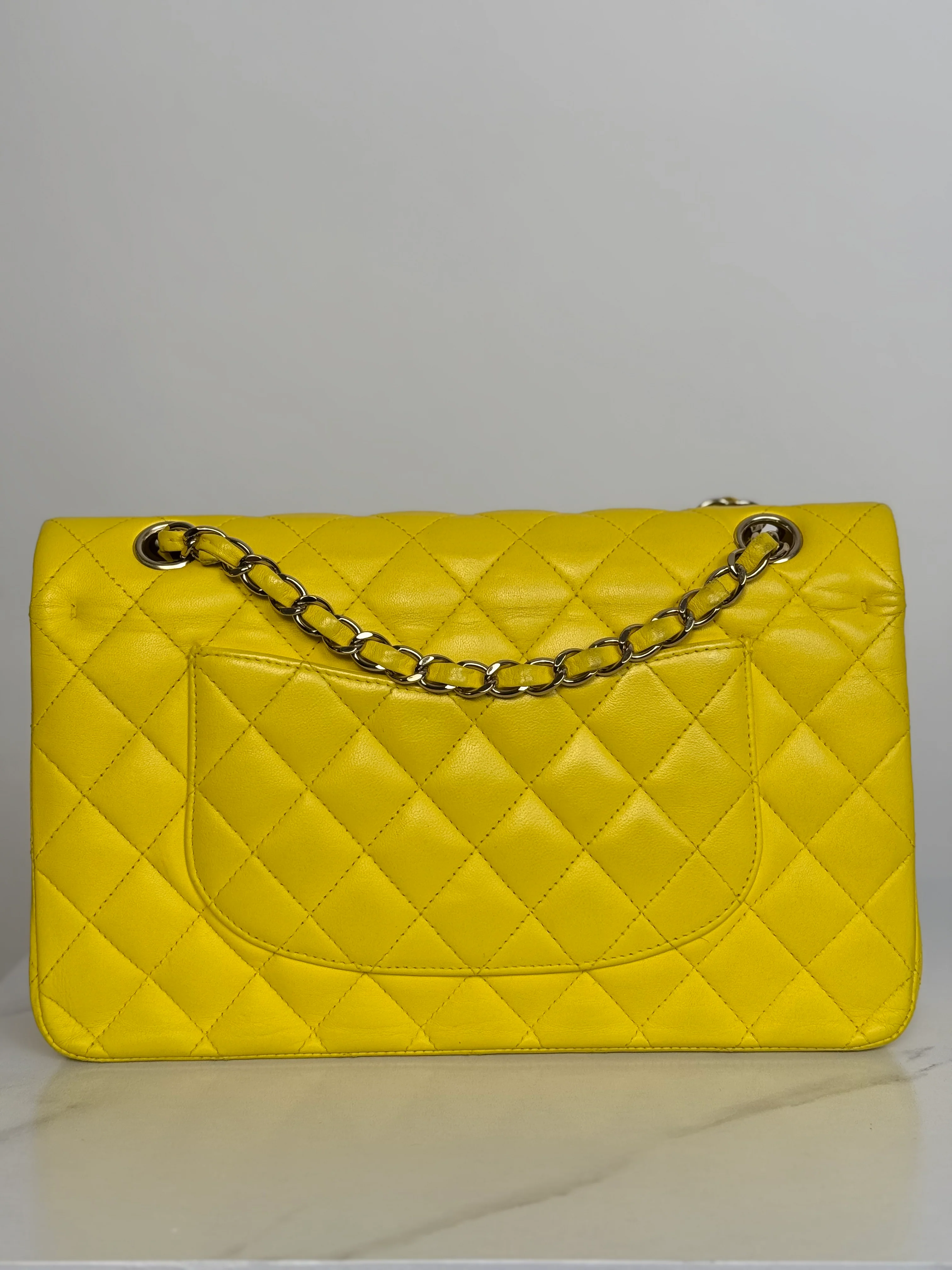 used-Chanel Medium Classic Flap Bag with Silber Hardware Yellow-MILOURA