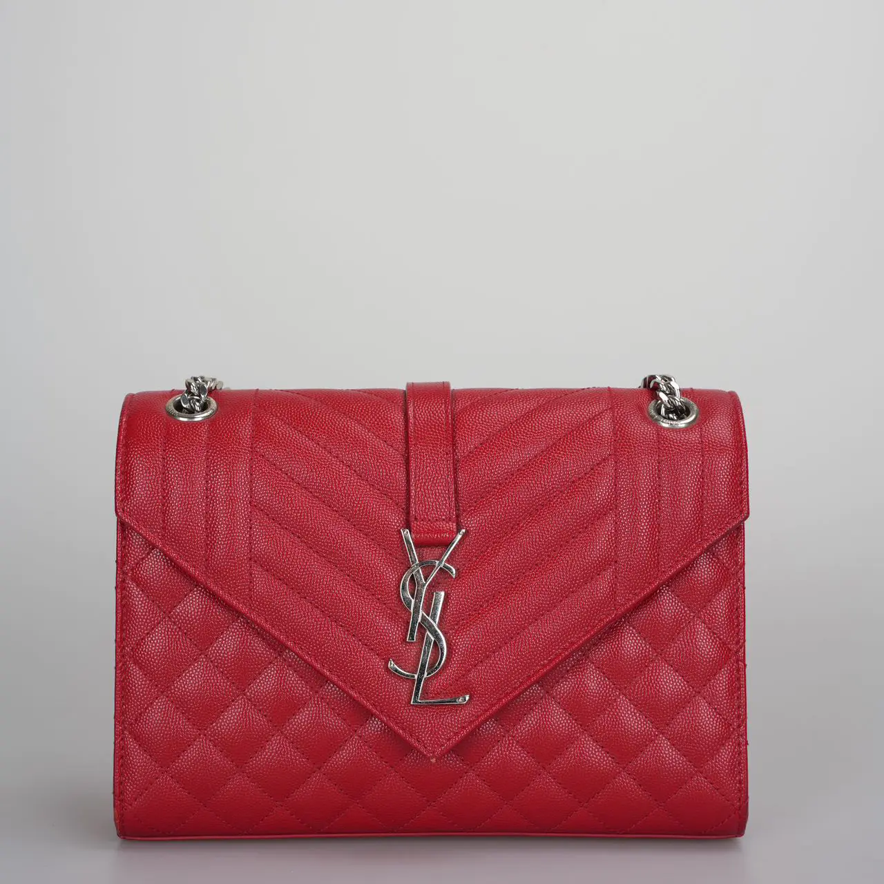 used-Saint Laurent Red Grain De Poudre Medium Envelope Shoulder Bag-MILOURA