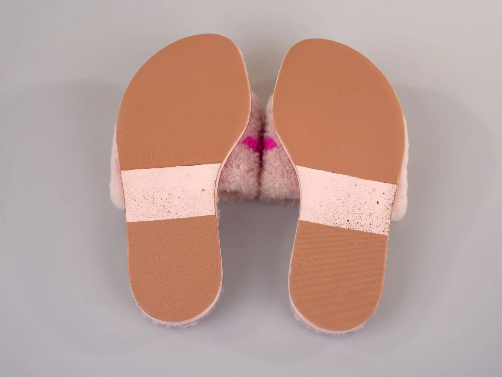 used-Louis Vuitton Shearling Magnetic Flat Mule 38 Rose Clair-MILOURA