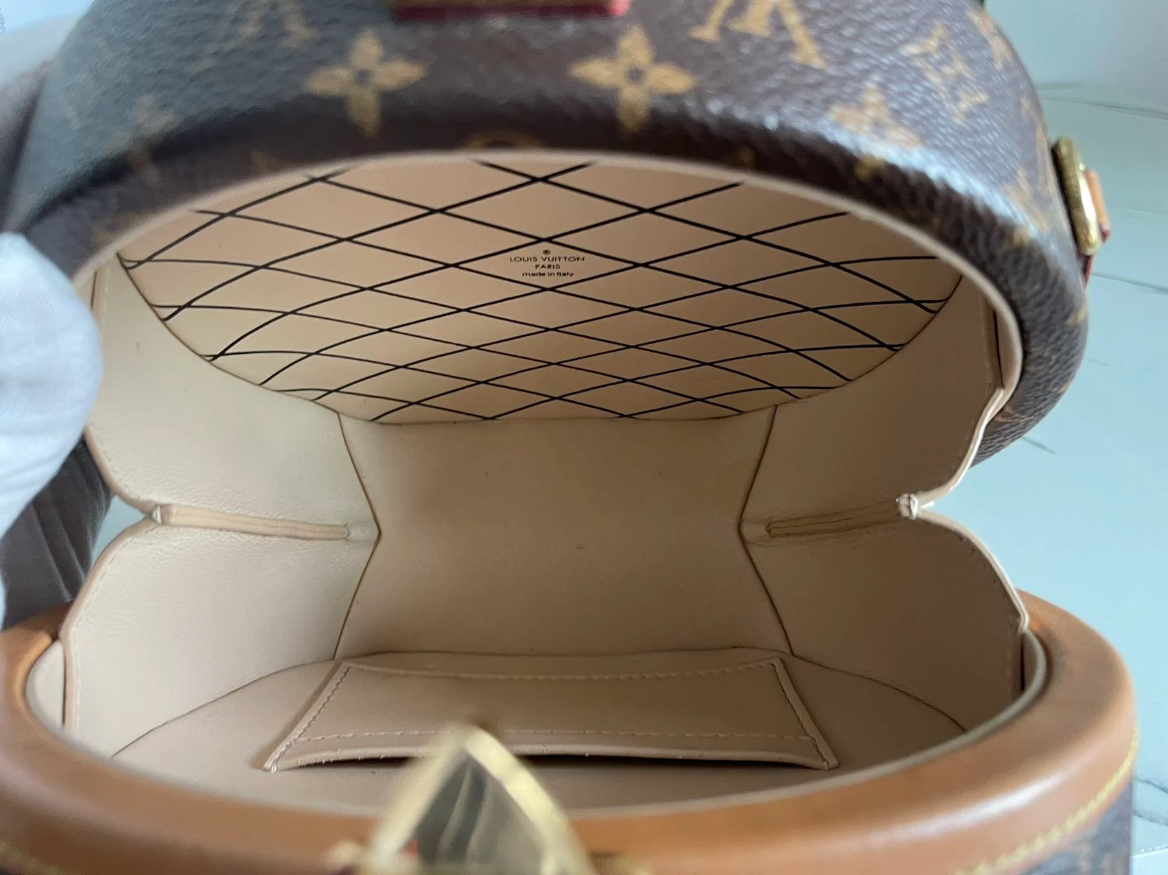 used-Louis Vuitton Monogram Canvas Petite Boite Chapeau Cross-Body Bag with Gold Hardware-MILOURA