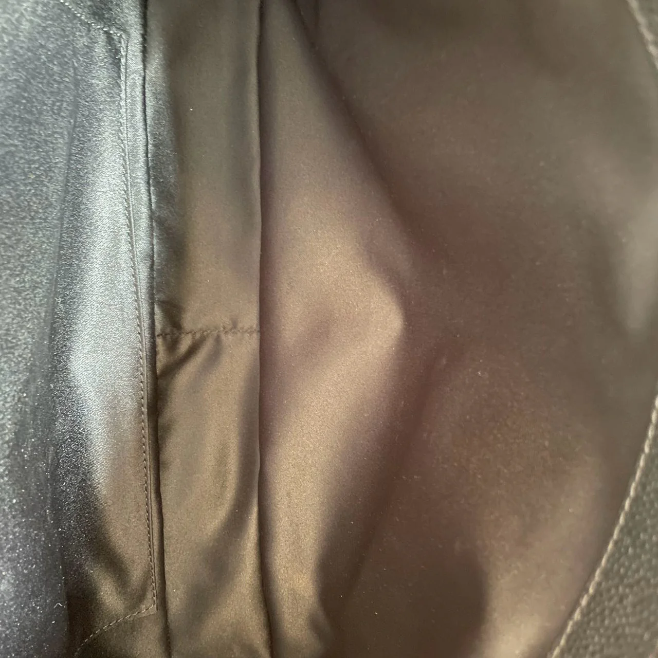 used-Chanel gst Grand Shopping Tote Black Bag in Cavier Leather with Gold Hardware from 2014-MILOURA