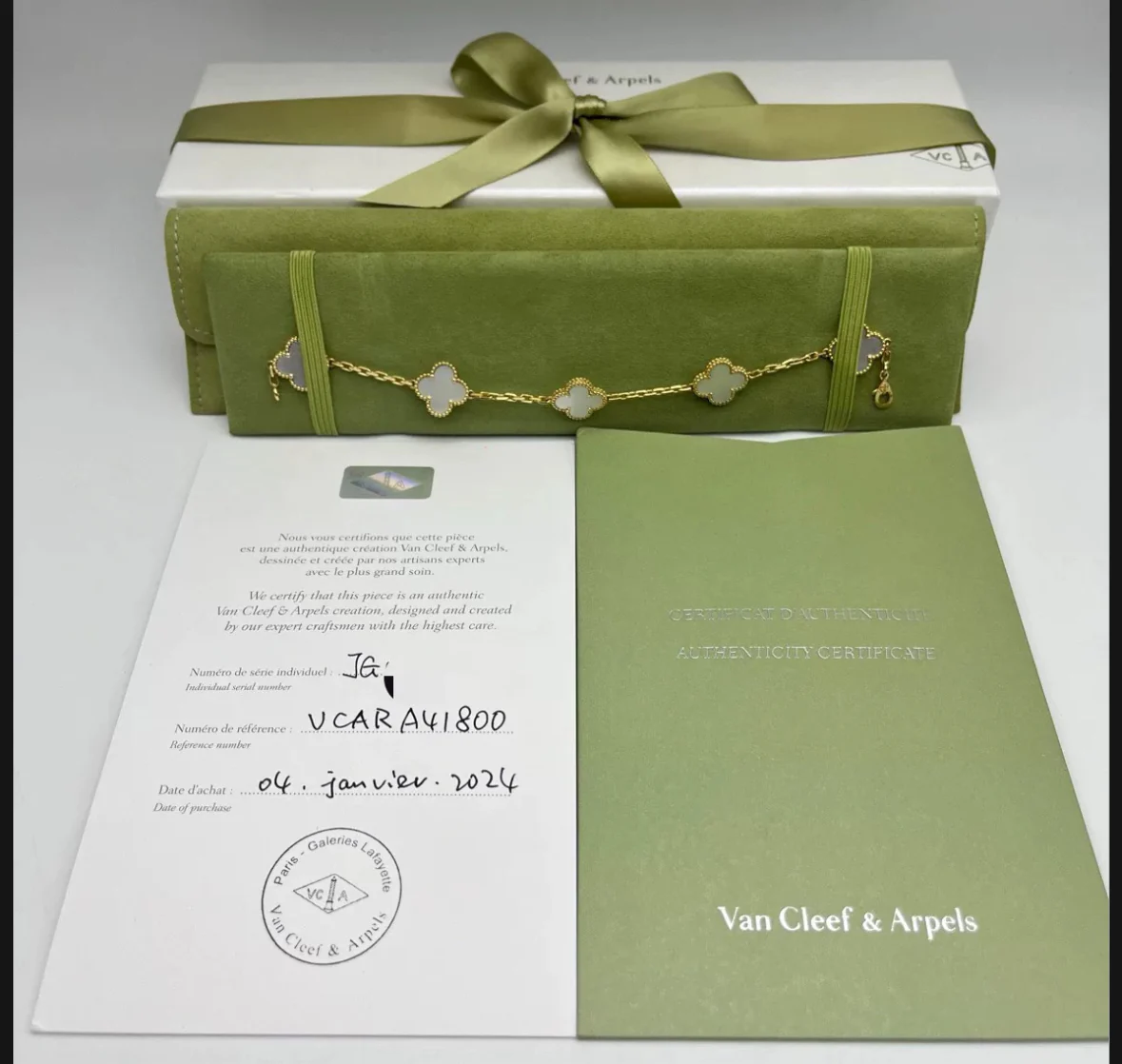 used-Van Cleef & Arpels Vintage Alhambra bracelet 5 motifs white-MILOURA