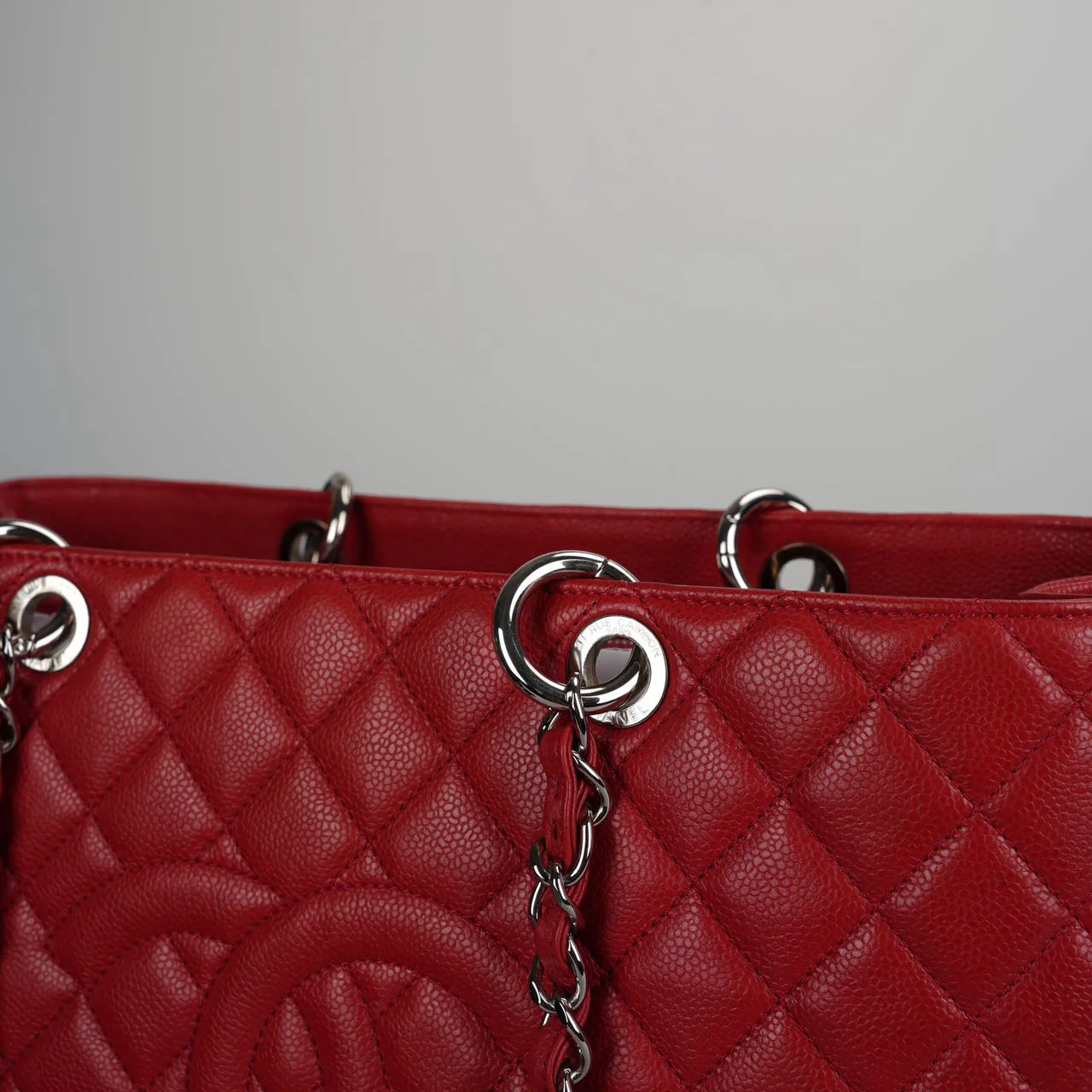 used-Chanel Large Grand Shopping Tote Red GST Bag in Caviar Leather with Silver Hardware XL size-MILOURA