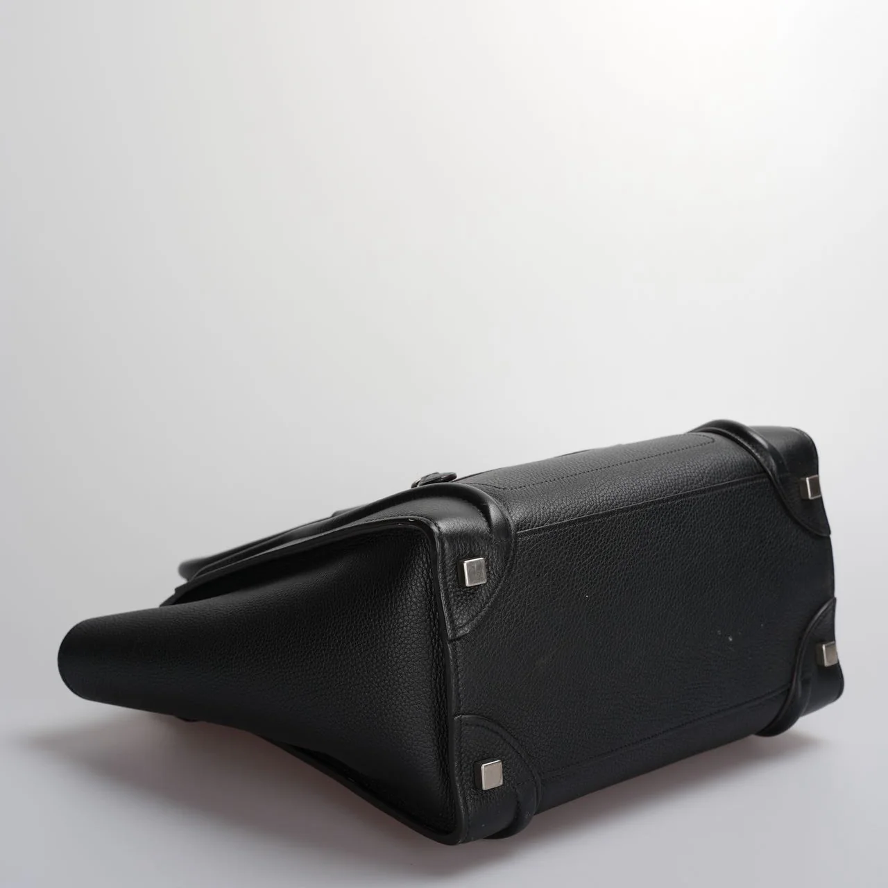 used-CELINE Micro Luggage leather handbag in Black-MILOURA