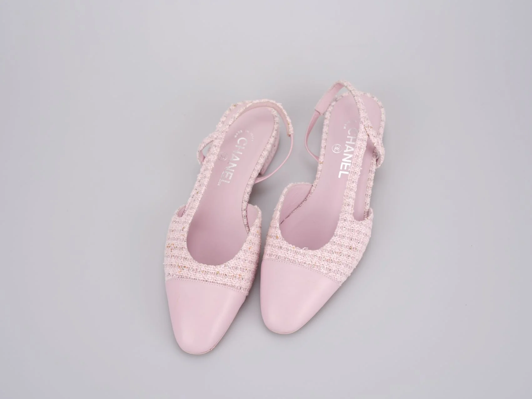 used-Chanel Pink Tweed Slingback Kitten Heel Pumps Size 38C-MILOURA