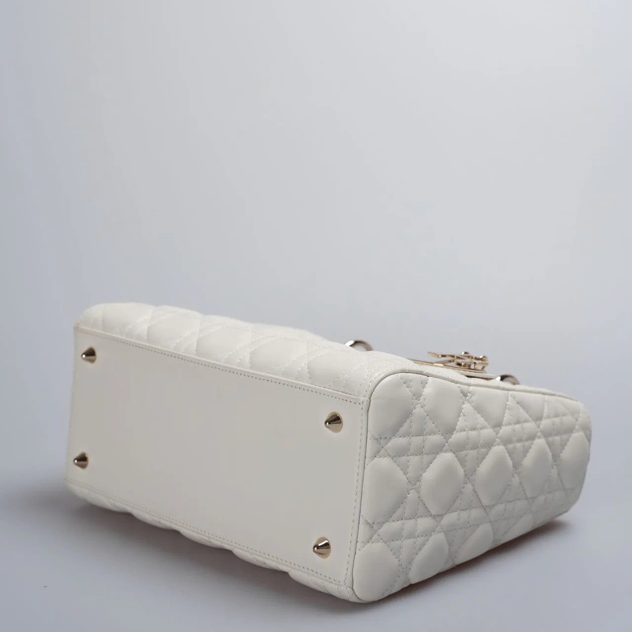 used-Christian Dior White Lady Dior Medium Bag-MILOURA