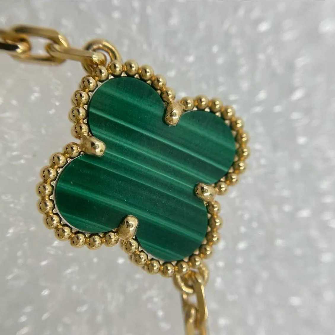 used-Van Cleef & Arpels Bracelet vintage Alhambra 5 motif Yellowgold 2019-MILOURA