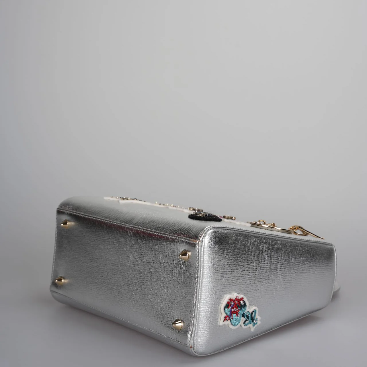 used-Christian Dior Leather Lady Dior Shoulder Bag in Silver-MILOURA