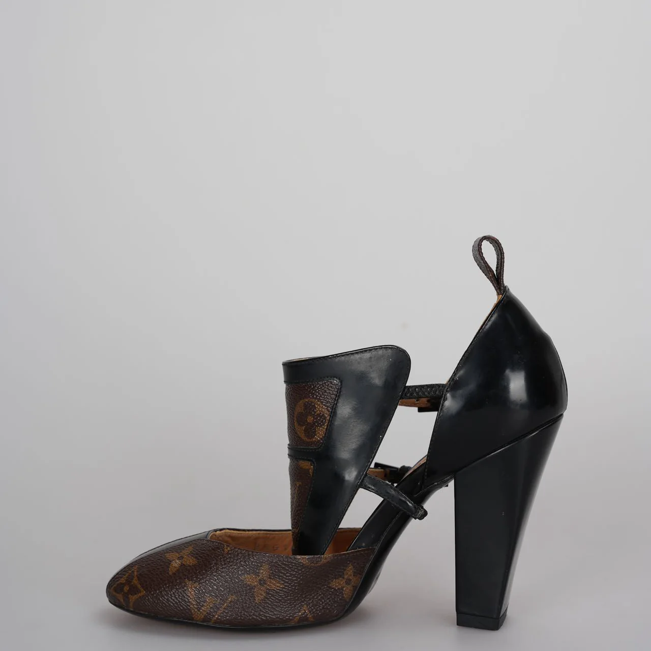 used-Louis Vuitton classic leather Monogram Headline Pumps 35 black-MILOURA