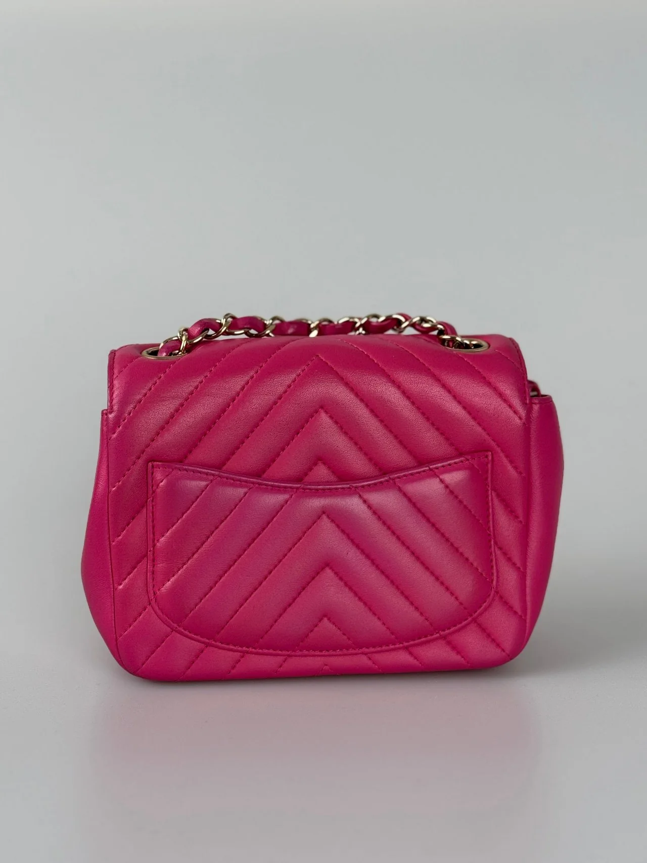 used-Chanel Pre-Owned mini Square Classic Chevron Flap Bag-MILOURA