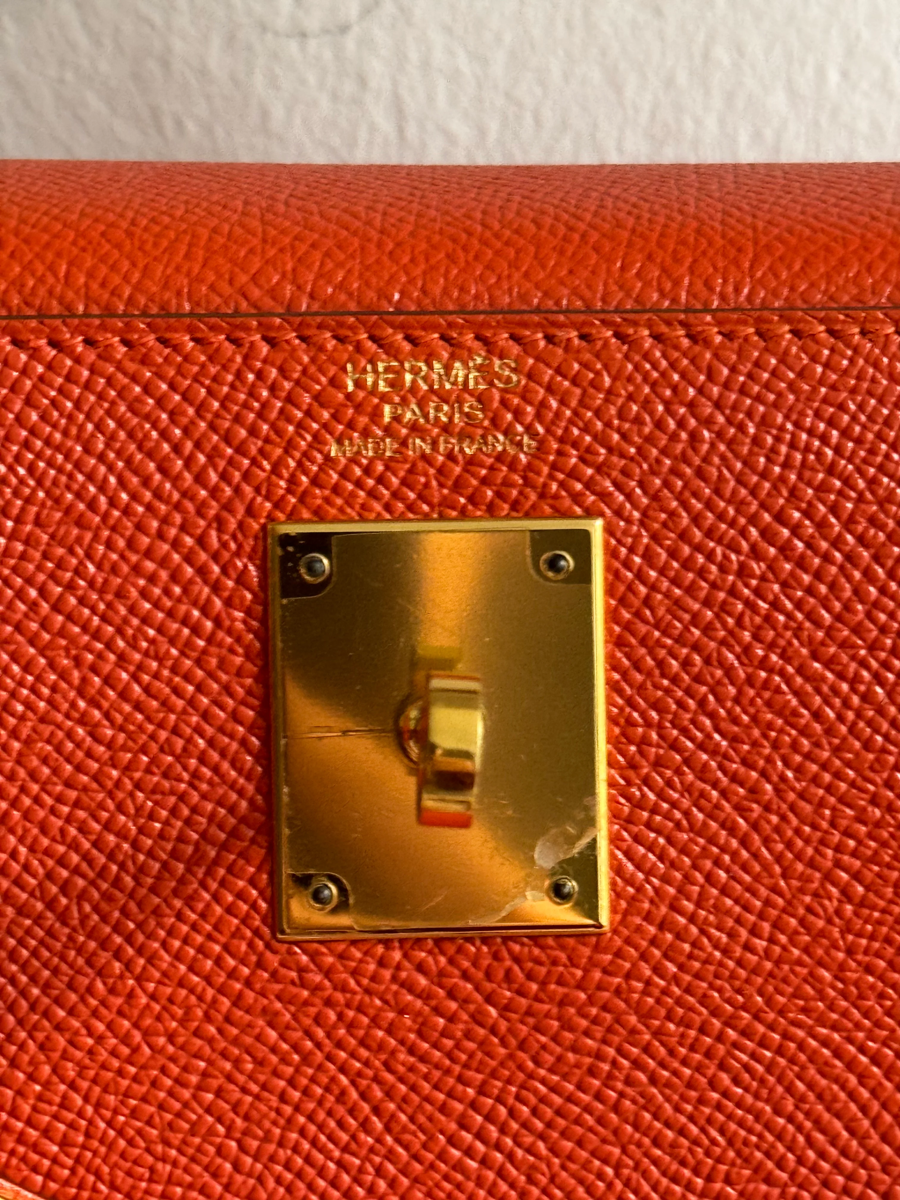 used-Hermes Kelly Sellier Bag 32 in Orange Epsom Leather With Gold Hardware-MILOURA