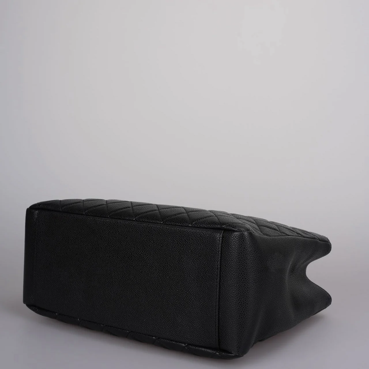 used-Chanel Grand Shopping Tote Black GST Bag in Caviar Leather with Gold Hardware-MILOURA