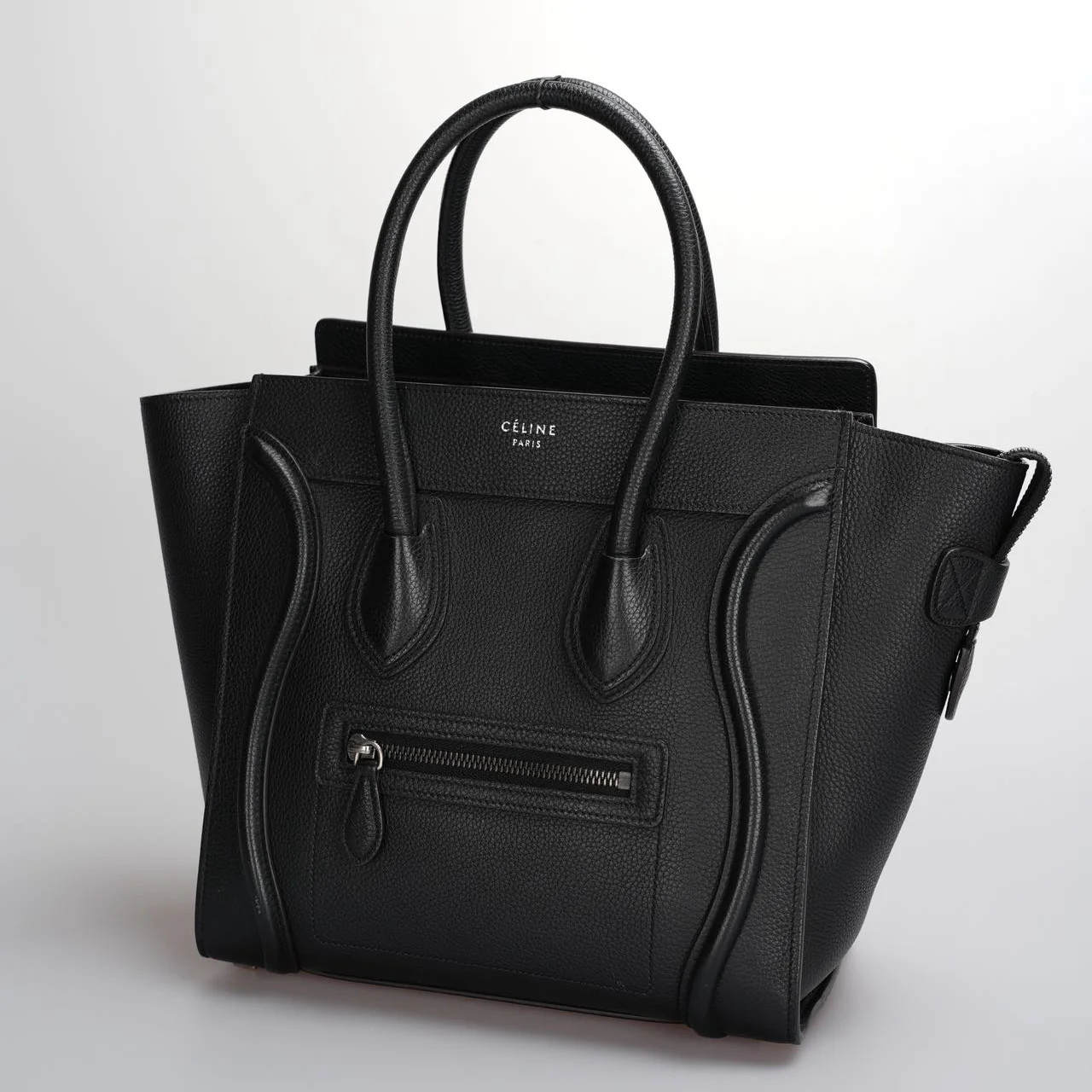 used-CELINE Micro Luggage leather handbag in Black-MILOURA