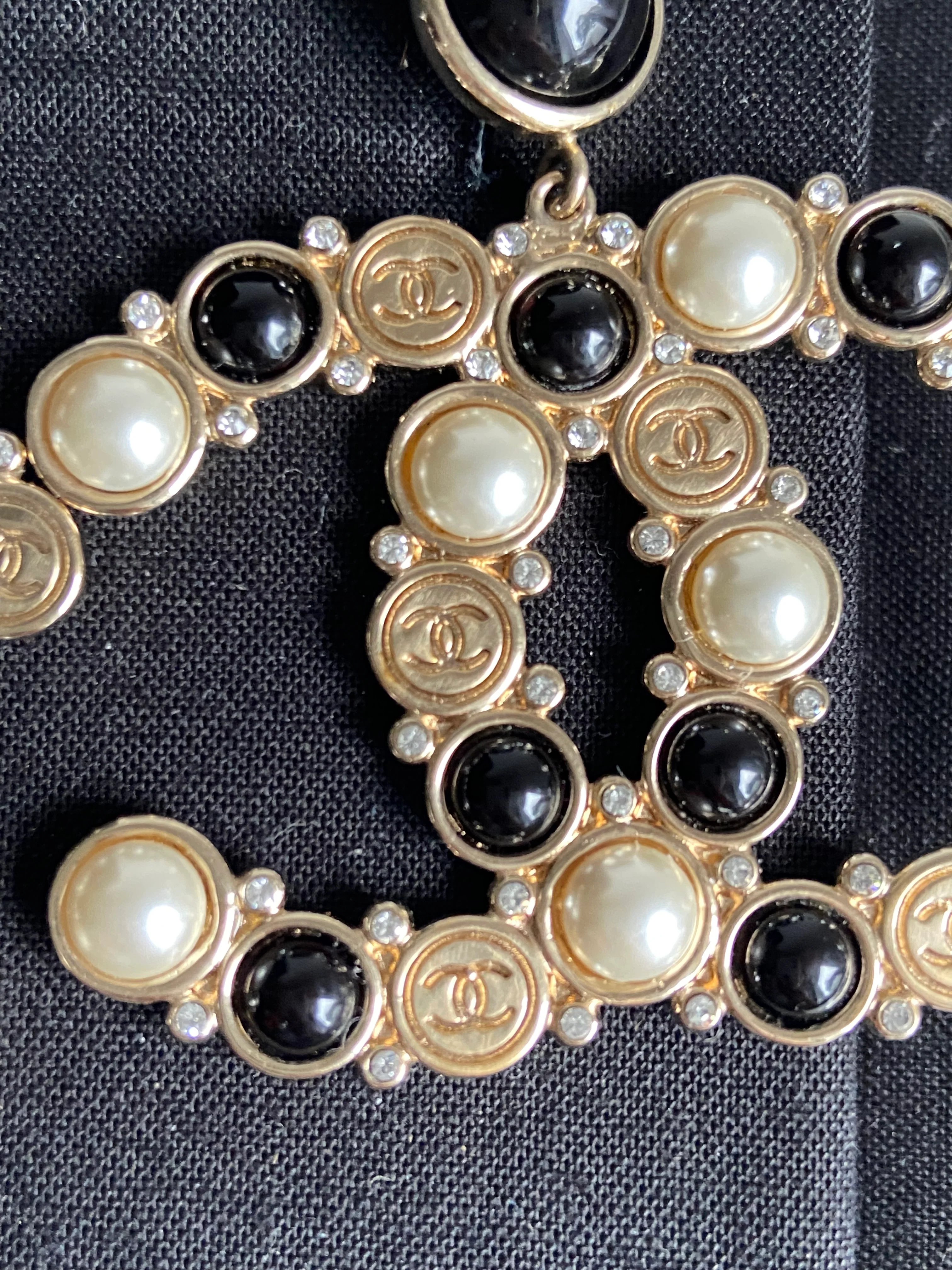 used-Chanel Double CC classic earrings-MILOURA