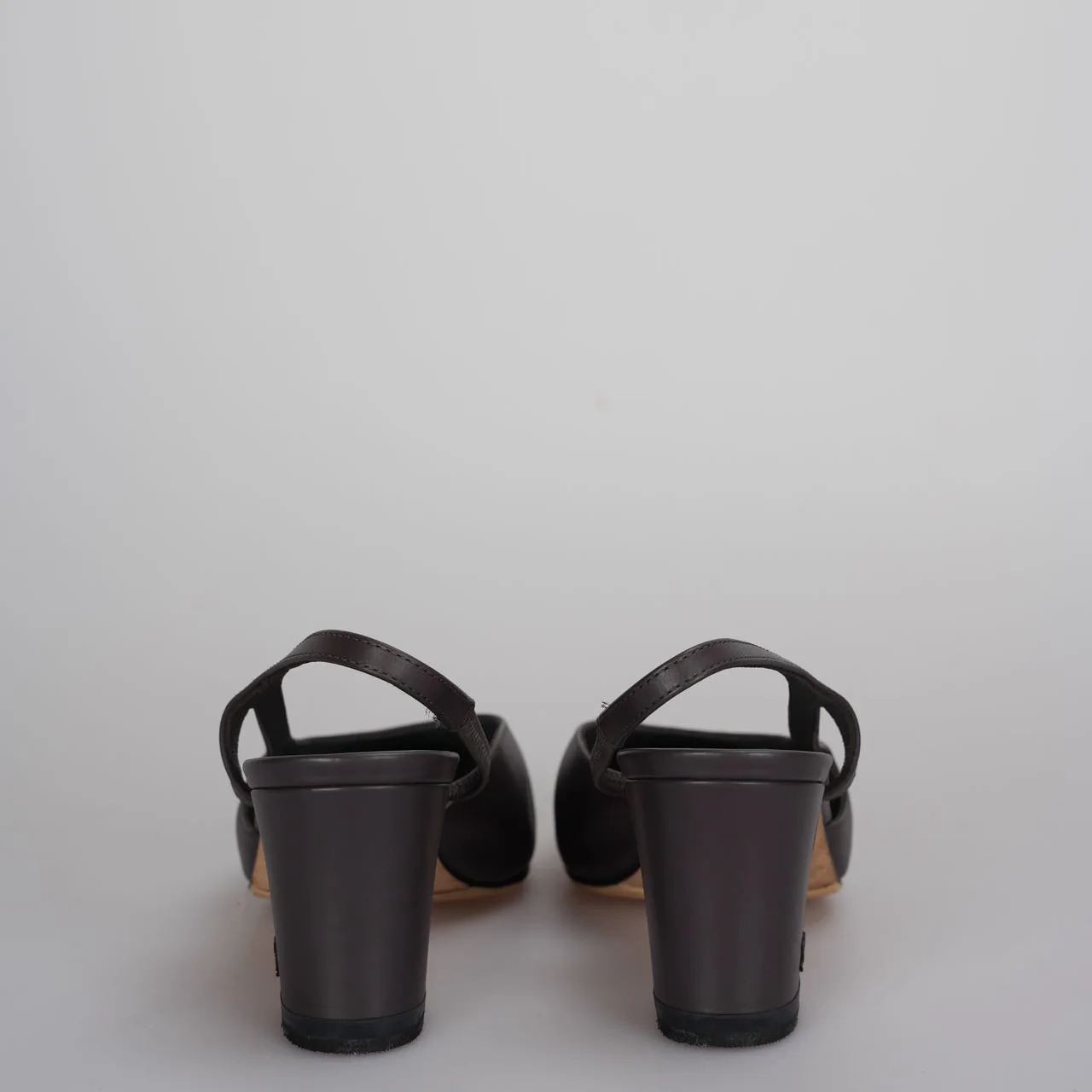 used-Chanel black burgundy leather slingback pumps with CC logo 35-MILOURA