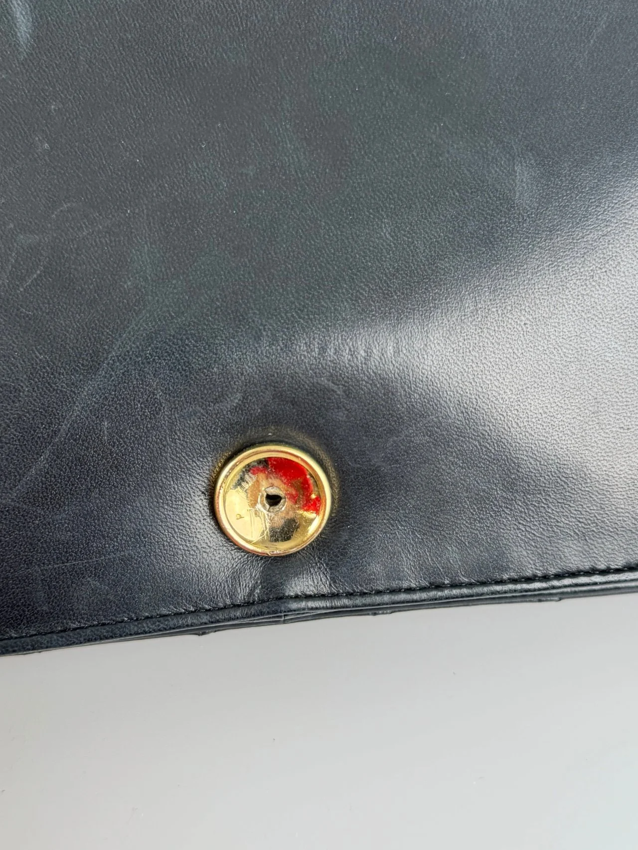 used-Chanel vintage Matelassé Lambskin Shoulder Bag Black-MILOURA