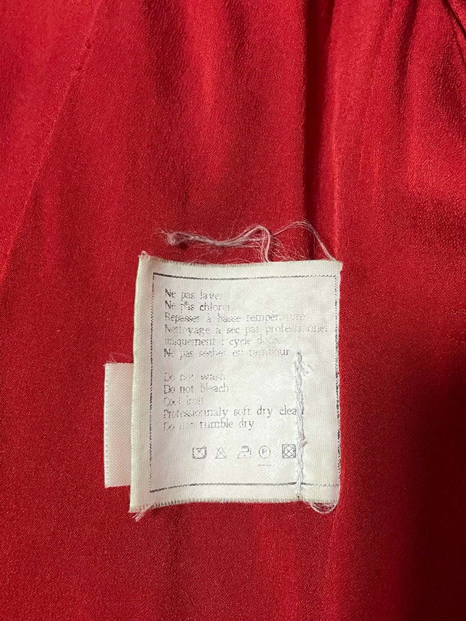 used-Chanel Vintage Red Jacket Dress with Gold CC Logo Button Details FR 38-MILOURA