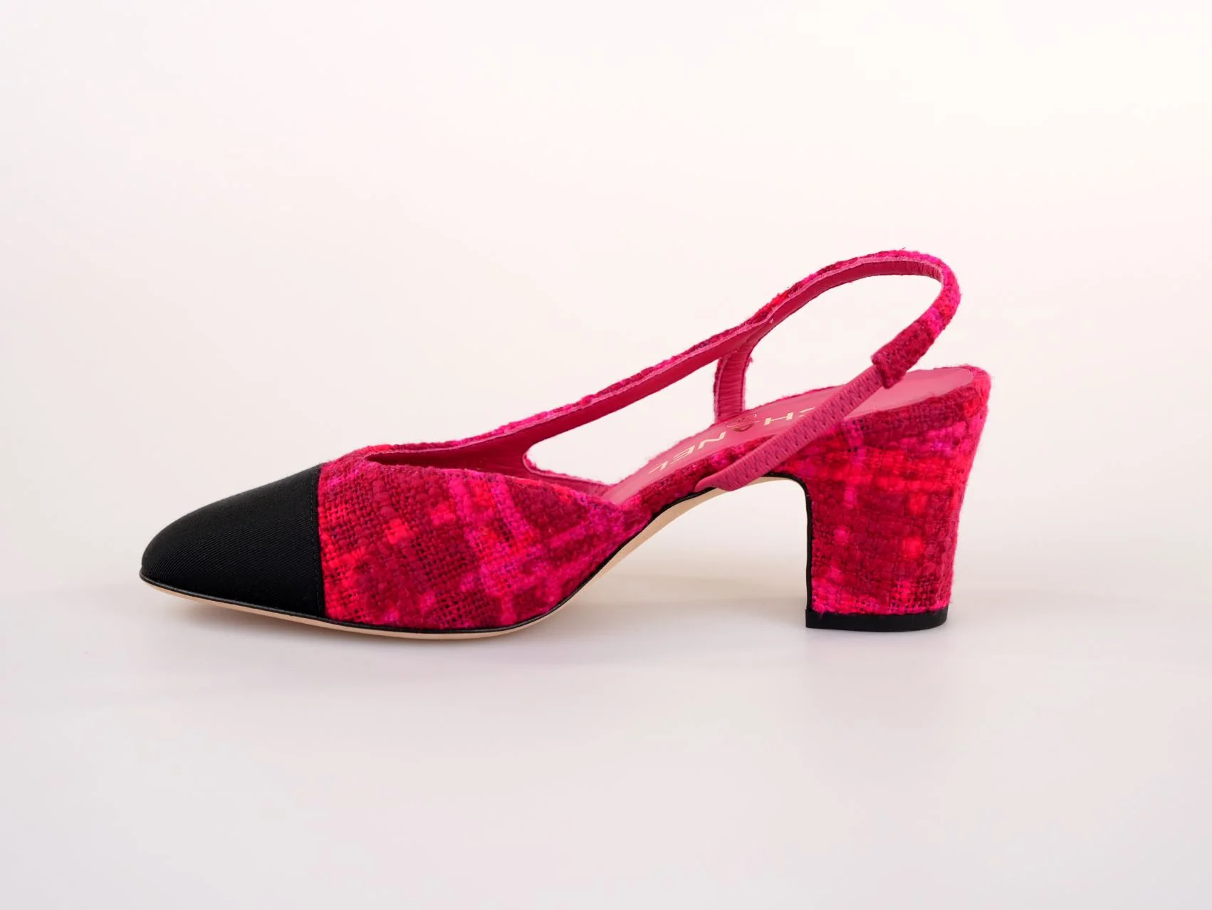 used-Chanel Pink/Black Tweed and Canvas CC Slingback Pumps Size 36.5C-MILOURA